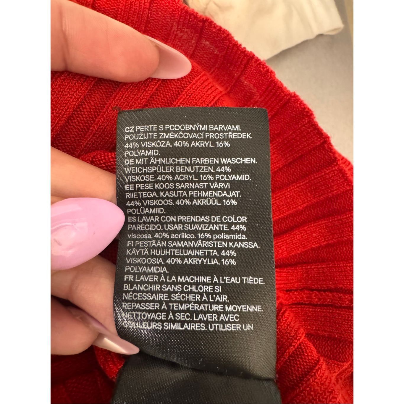 H&M H&M Divided Candy Red Ribbed Knit Mock Neck Cutout Chest Lon Size S / US 4 / IT 40 - 4 Thumbnail