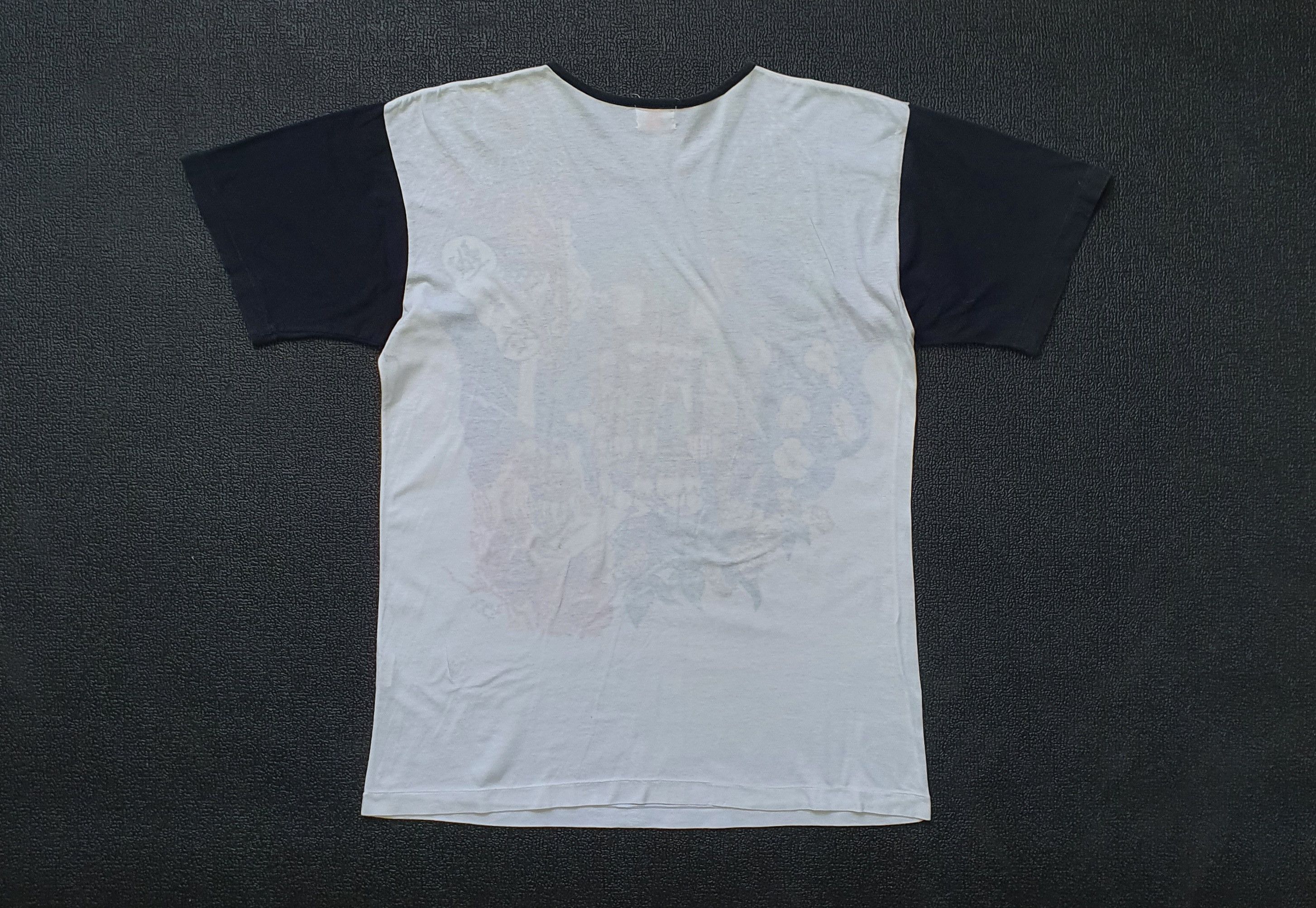 Vintage 80s Japanese Oriental Hiro Satoh Art abstract T shirt M-L Size US M / EU 48-50 / 2 - 2 Thumbnail