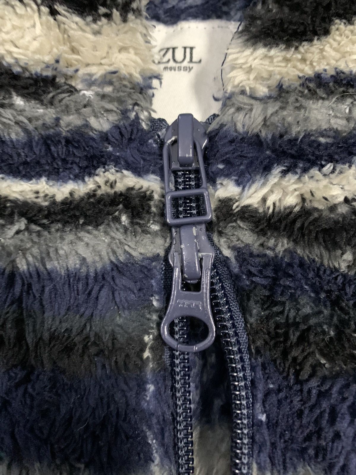 MOUSSY Vintage Japanese Brand Moussy Striped Fleece Hooded Jacket Size US M / EU 48-50 / 2 - 8 Thumbnail