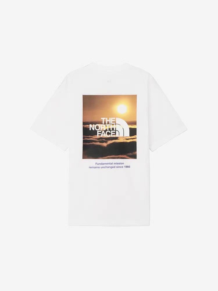 The North Face Unisex Natural Phenomenon Short Sleeve T-Shirt Ｑ22 Size US M / EU 48-50 / 2 - 2 Thumbnail