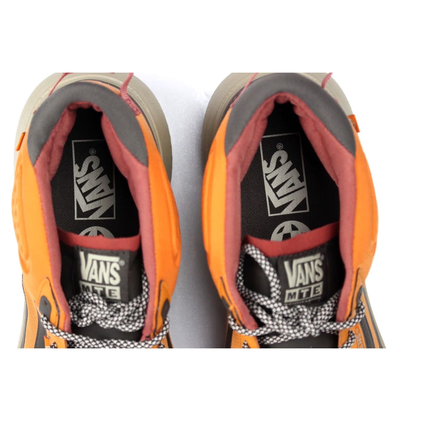 Vans VANS Men's Crosspath MTE Hiking Trail Size 11 Marmalade Orange -> VANS Crosspath MTE Hiking Trail Size 11 Marmalade Orange Men’s Shoe Size US 11 / EU 44 - 4 Thumbnail