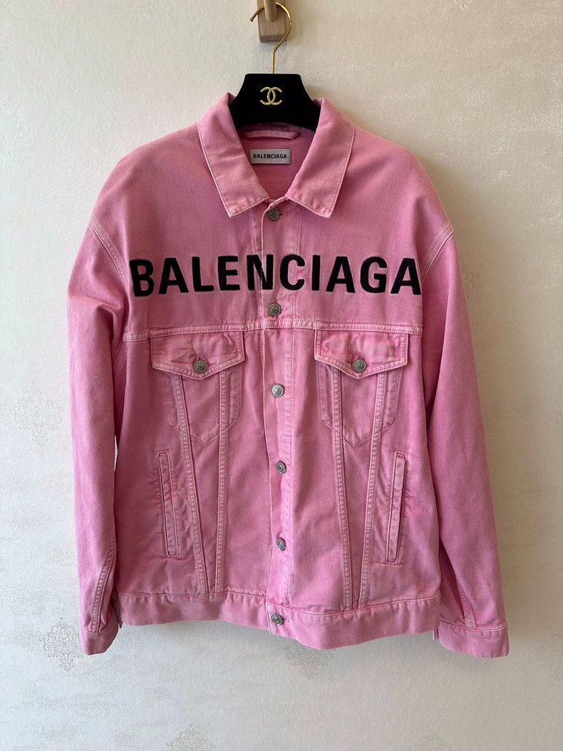 Balenciaga Balenciaga Valentine's Day Denim Jacket 2502-Nextarrow Size XXS / US 00 / IT 34 - 1 Thumbnail