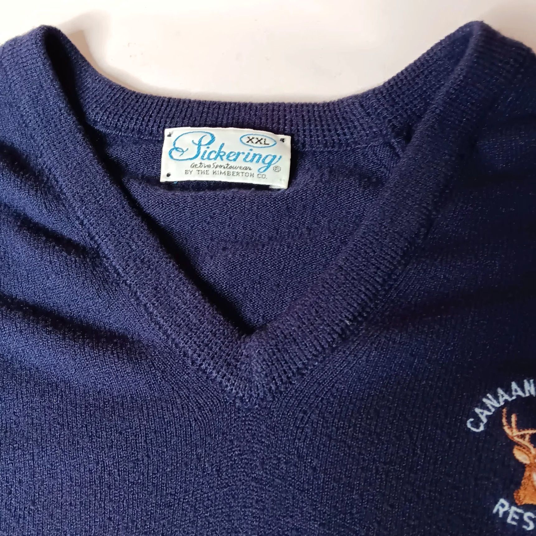 Vintage VINTAGE Pickering Kimberton Men’s Sweater XXL Blue Knit V-Neck Deer Embroidered Wilderness Nature West Virginia Size US XXL / EU 58 / 5 - 7 Thumbnail