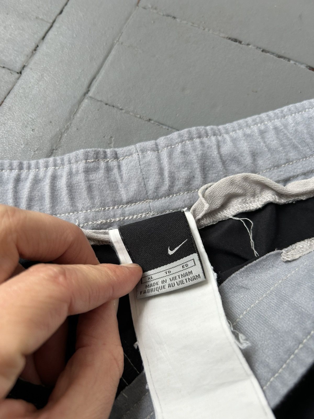 Nike × Vintage Nike vintage swimming shorts Size US 36 / EU 52 - 5 Thumbnail