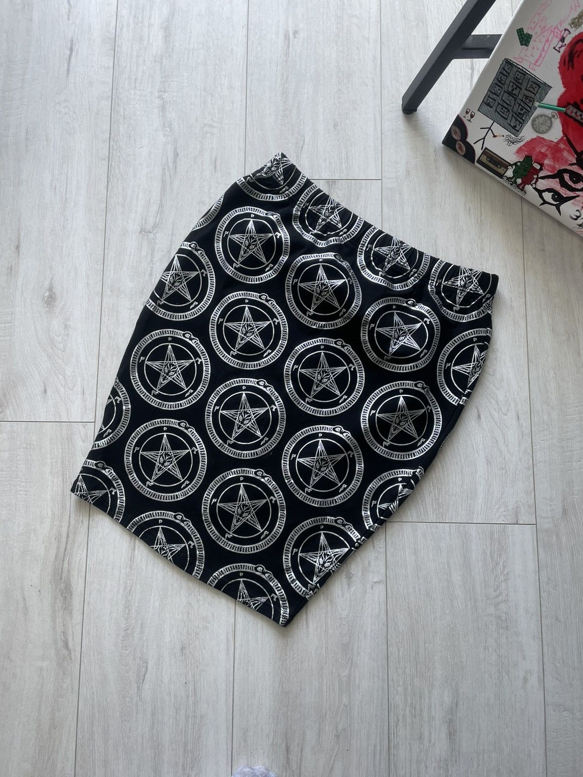 Killstar Avant Garde Killstar Black Pentagram Monogram Logo Skirt Size 27" / US 4 / IT 40 - 3 Thumbnail