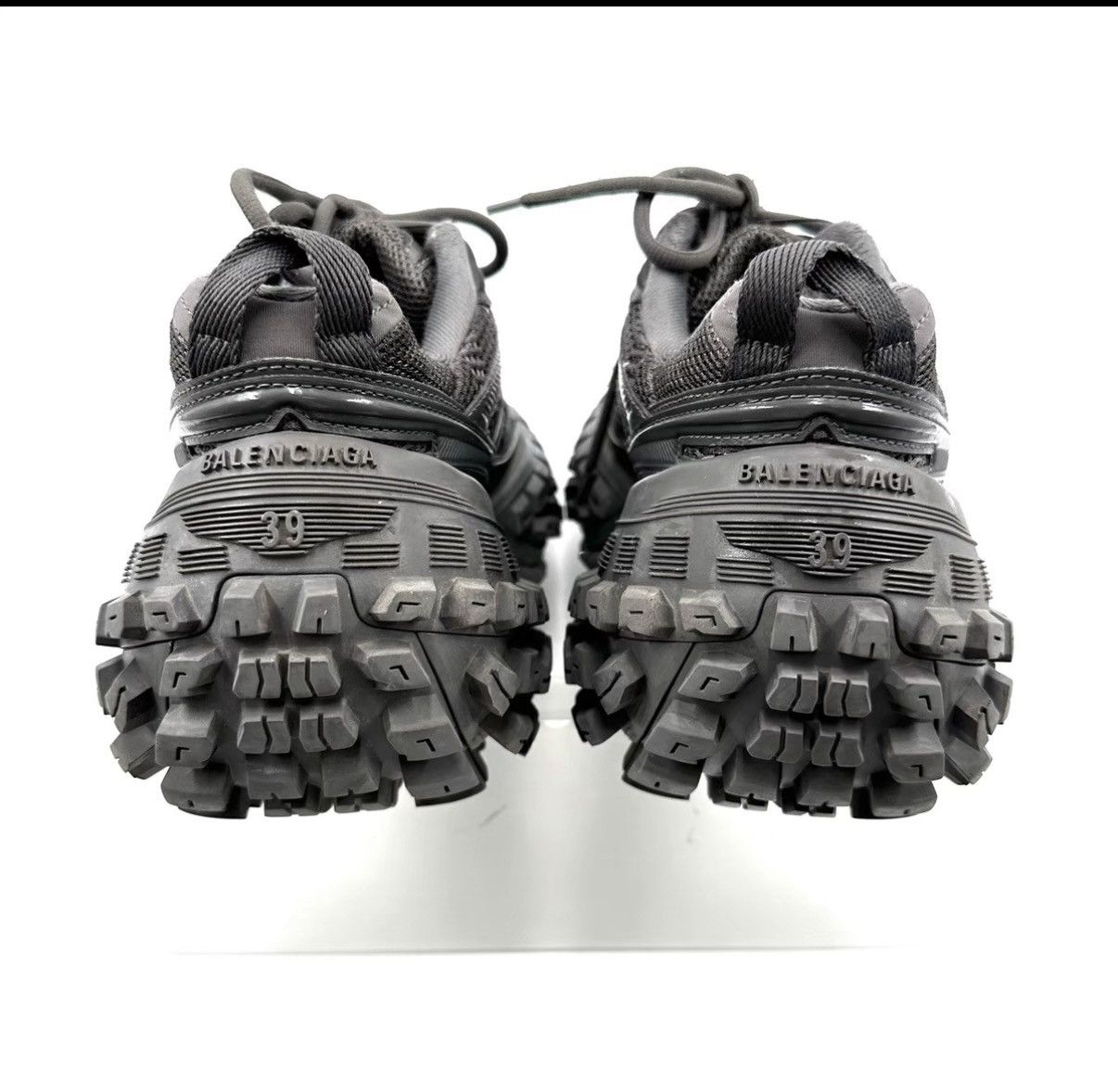 Balenciaga Balenciaga BOUNCER Grey Black Tire Sneakers K12 Size US 9 / IT 39 - 3 Thumbnail