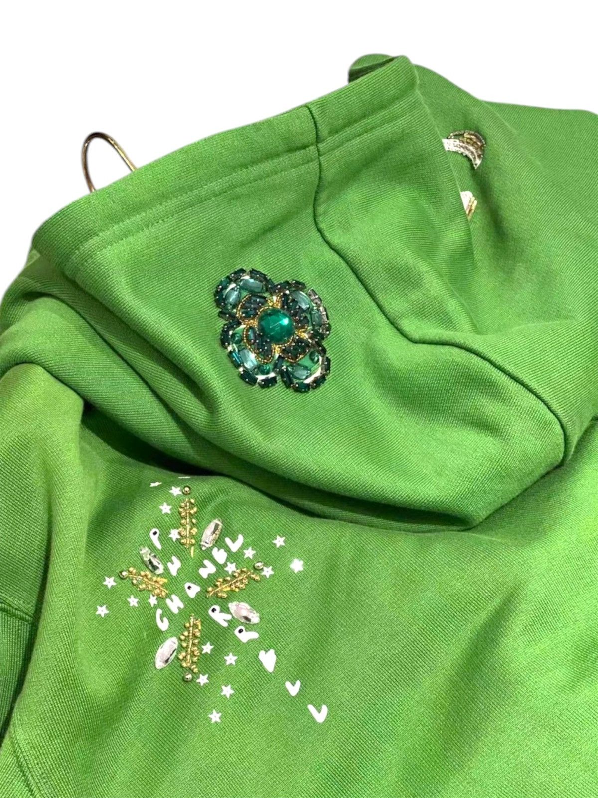 Chanel Chanel x Pharrell Williams L Embroidered Green Logo Hoodie Size US L / EU 52-54 / 3 - 5 Thumbnail