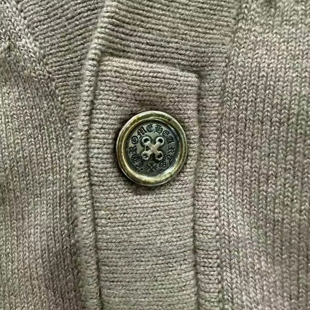 Chrome Hearts chrome hearts cross knit cardigan in beige. Size US XL / EU 56 / 4 - 4 Thumbnail
