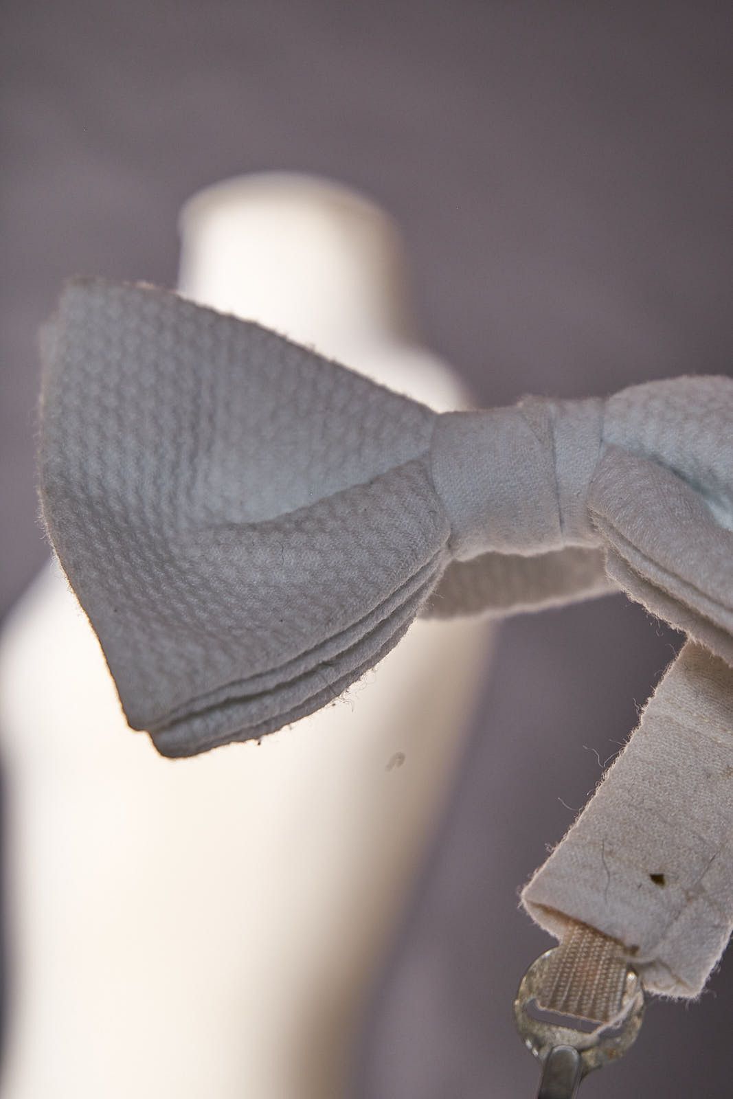 Vintage Vintage 1970s Wide White Textured Bow Tie Size ONE SIZE - 6 Thumbnail