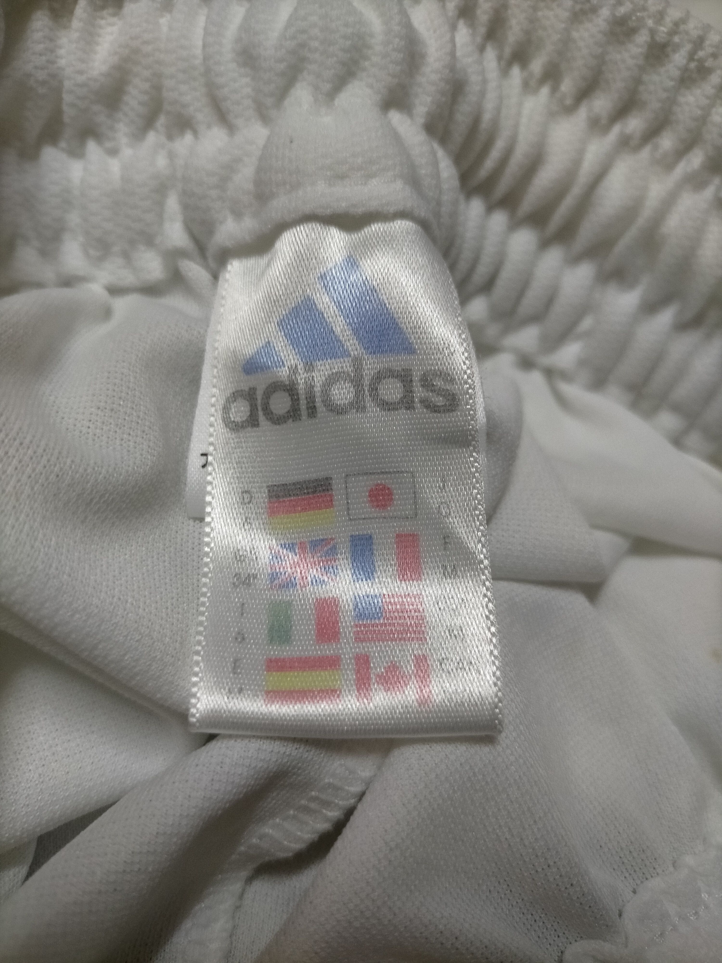 Adidas Vintage 2001 Real Madrid Footbal Jersey Short pants Size US 30 / EU 46 - 17 Thumbnail