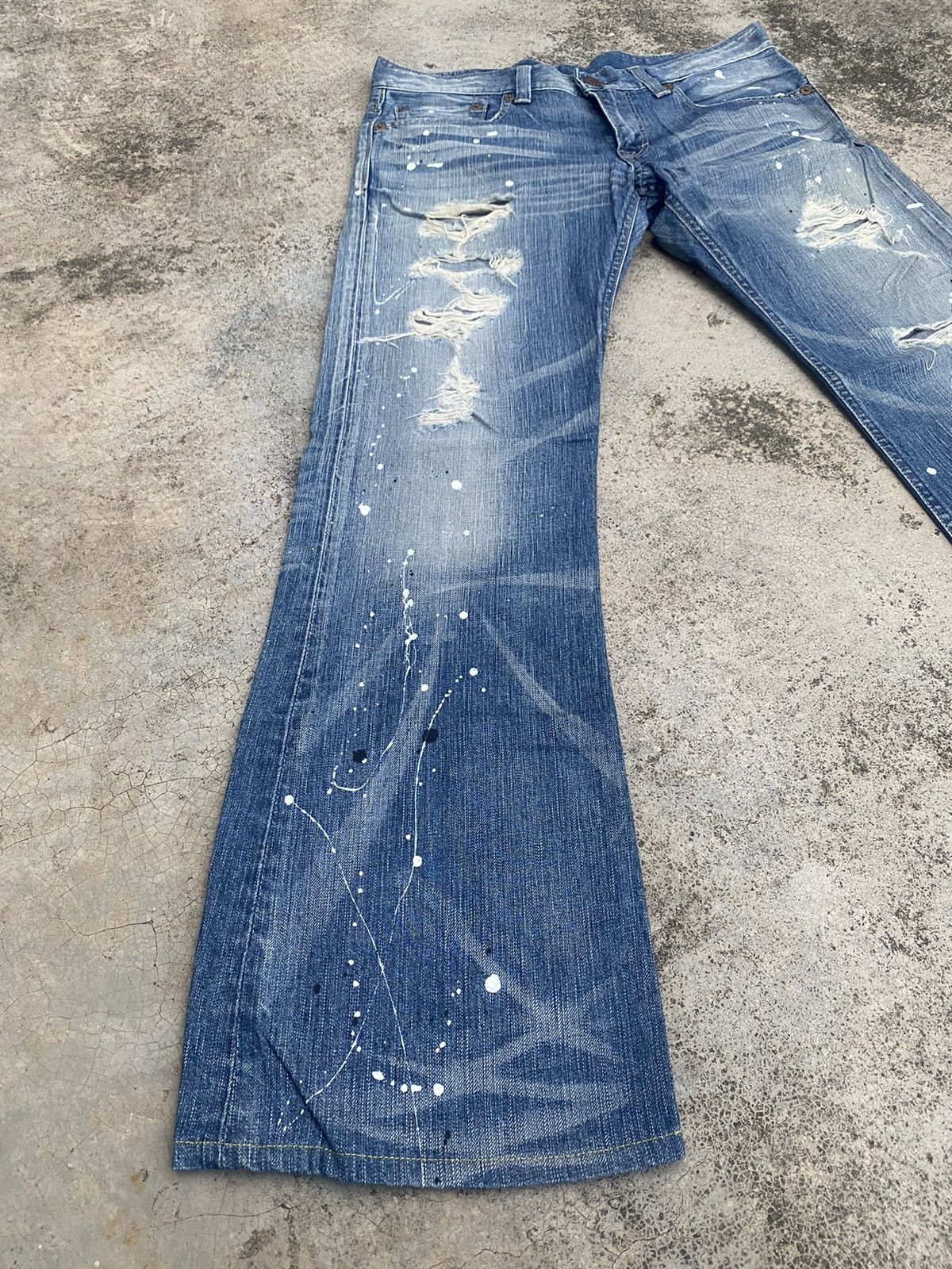 Edwin × Vintage Flare Jeans Edwin Blue Trip Distressed Painted Bootcut Size US 35 - 1 Thumbnail