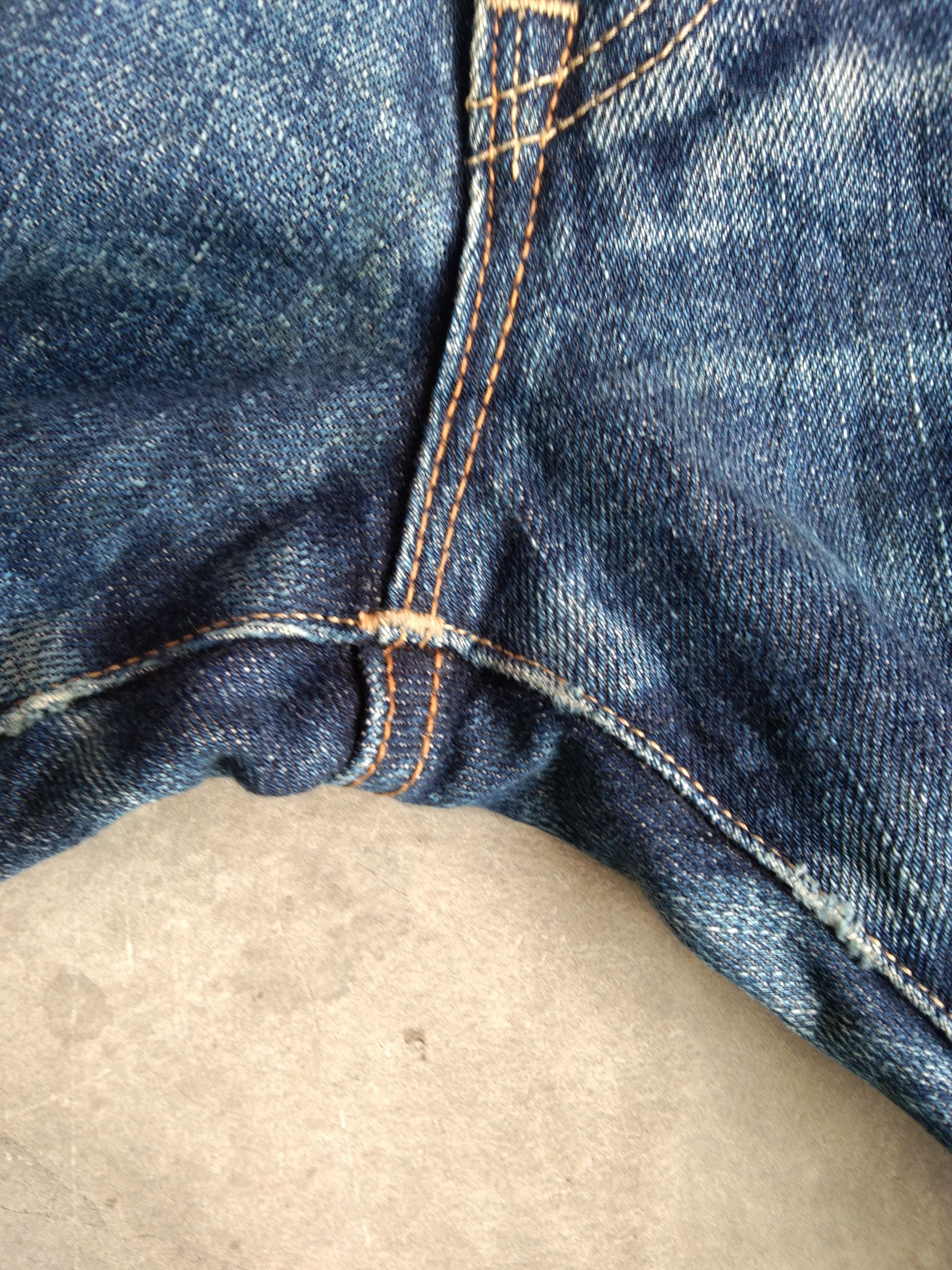 Japanese Brand Vintage Dirty Uniqlo Redline Selvedge Distressed Jeans 30x29 Size US 33 - 6 Thumbnail