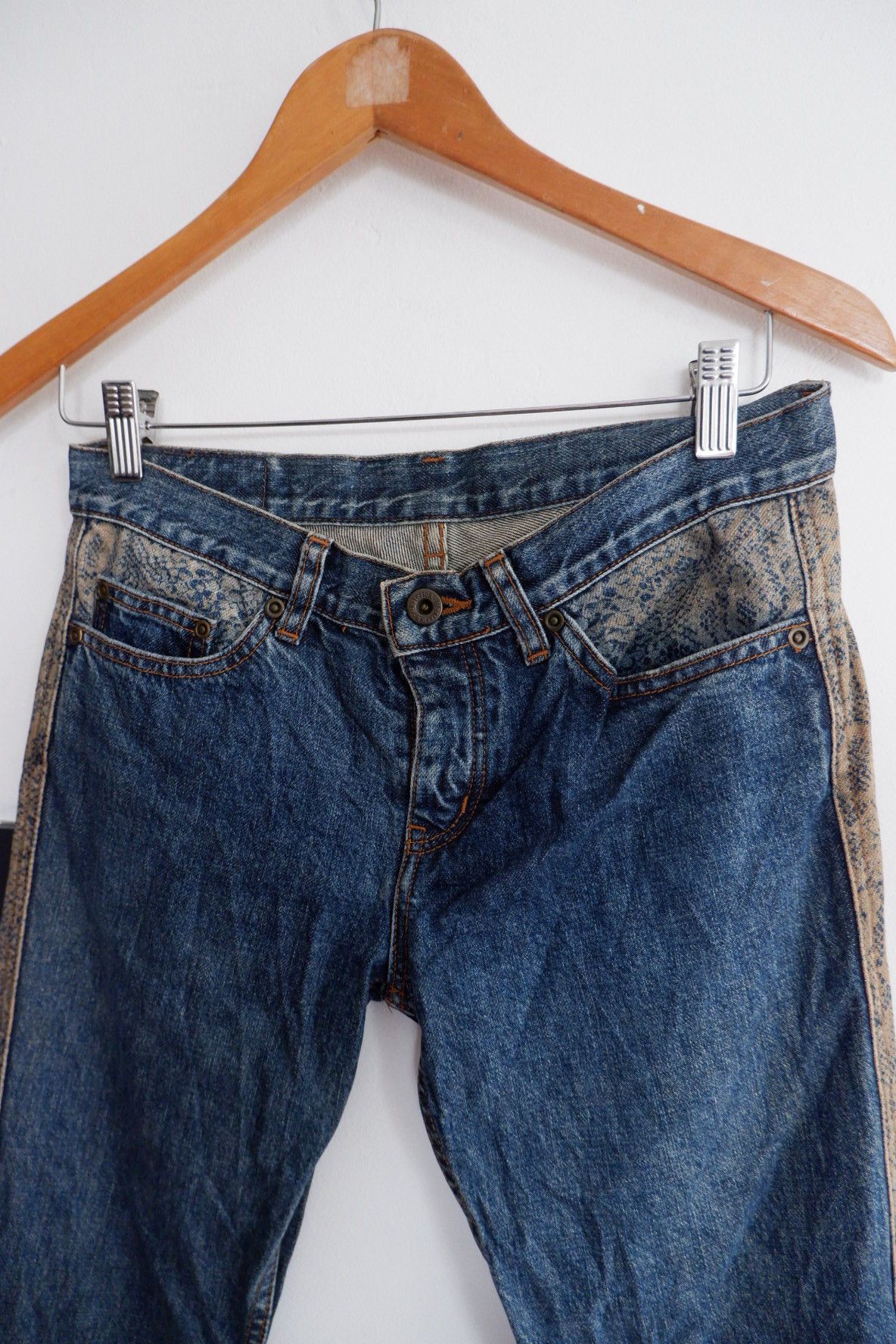 Hysteric Glamour Y2K Hysteric Glamour Snake Paneled Shorts 7/8 Denim Size US 28 / EU 44 - 3 Thumbnail