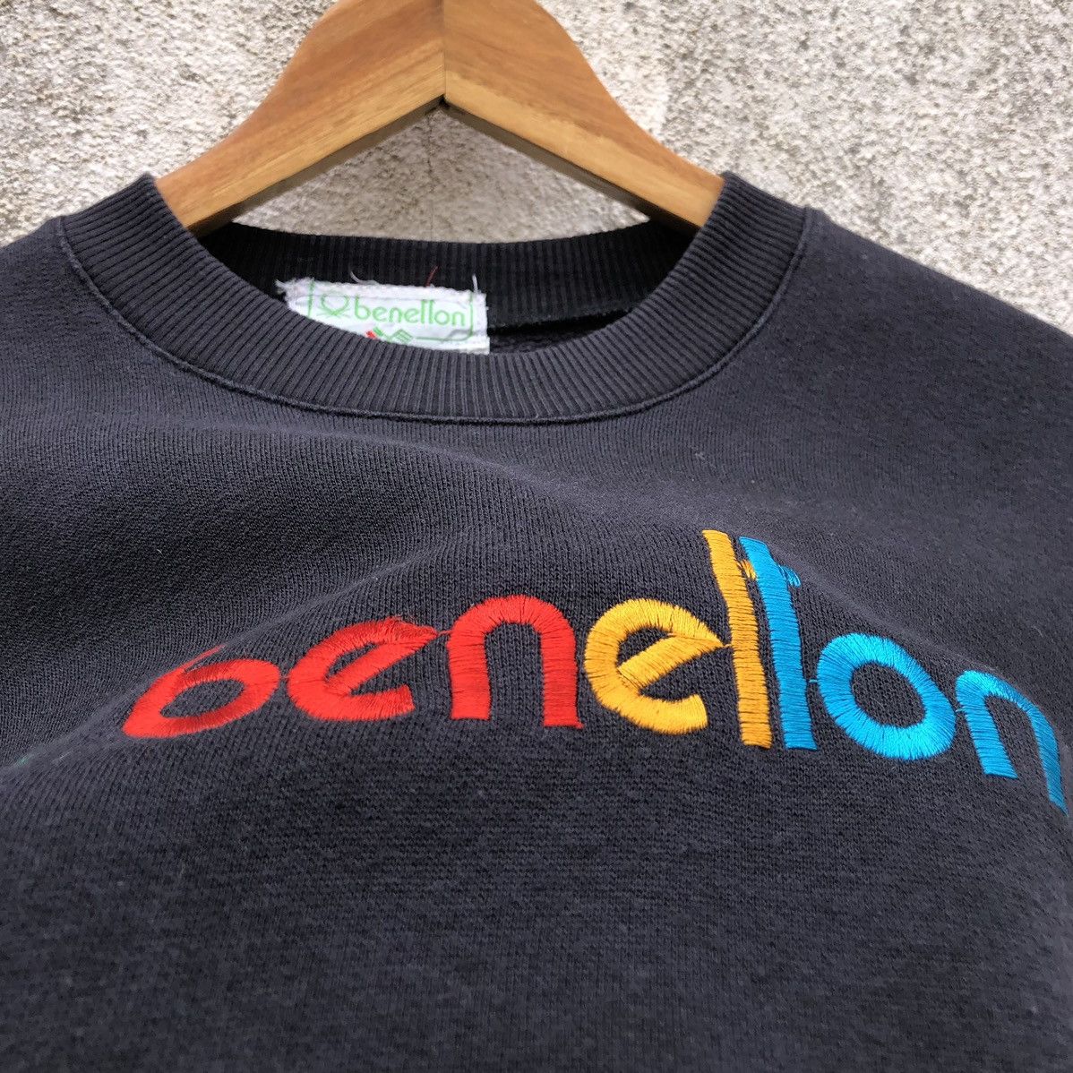 Benetton Vintage Benetton SpeellOut Embroidery Crew Neck Sweatshirt Size US L / EU 52-54 / 3 - 4 Thumbnail