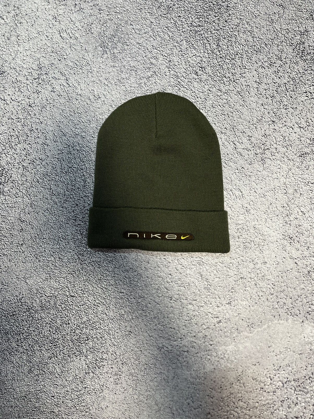 Nike Nike Mens Beanie Hat Vintage Big Centr Logo Acrylic Size ONE SIZE - 1 Thumbnail