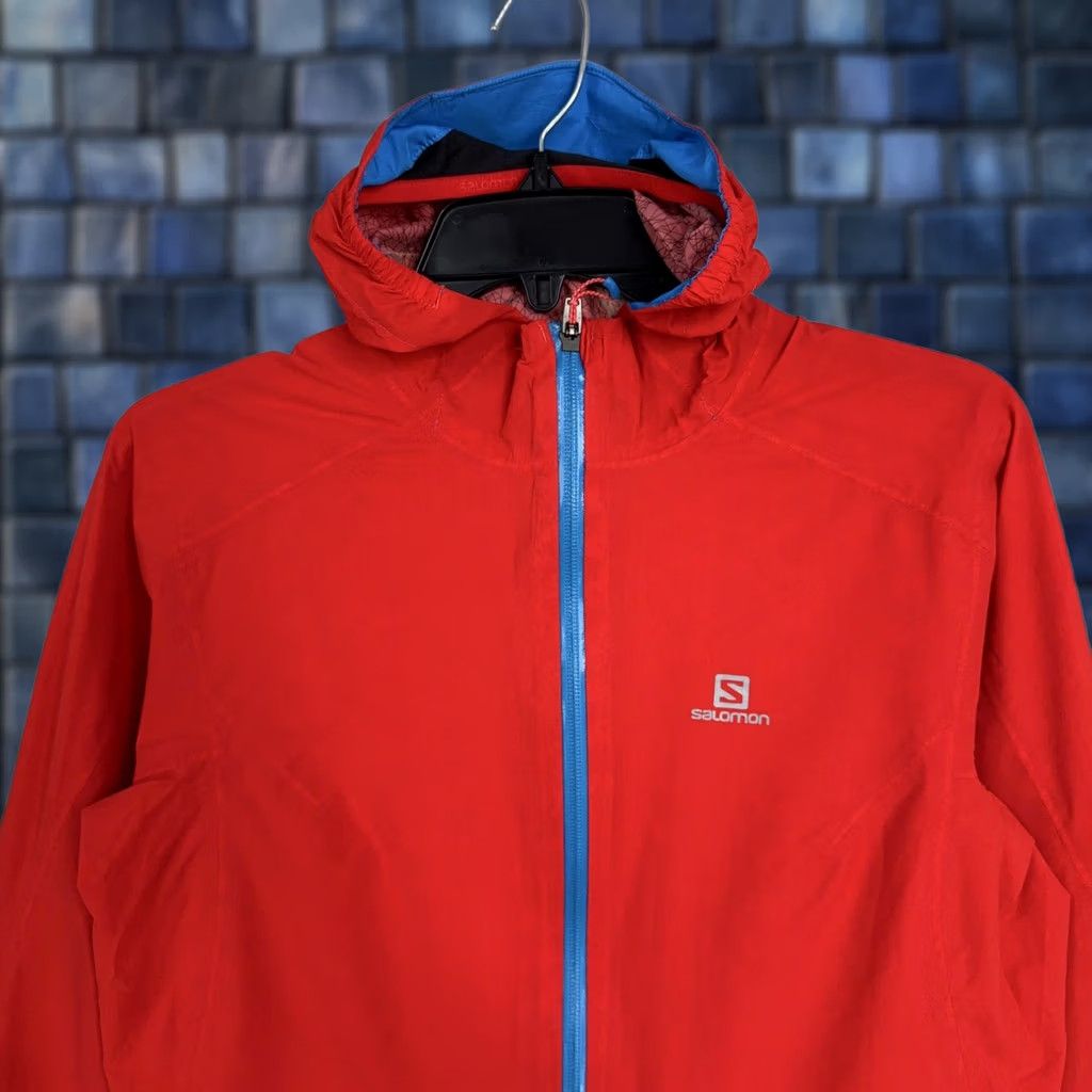 Salomon Salomon Jacket Womens Medium AdvancedSkin Dry Red Hooded Windbreaker Running Size M / US 6-8 / IT 42-44 - 1 Thumbnail