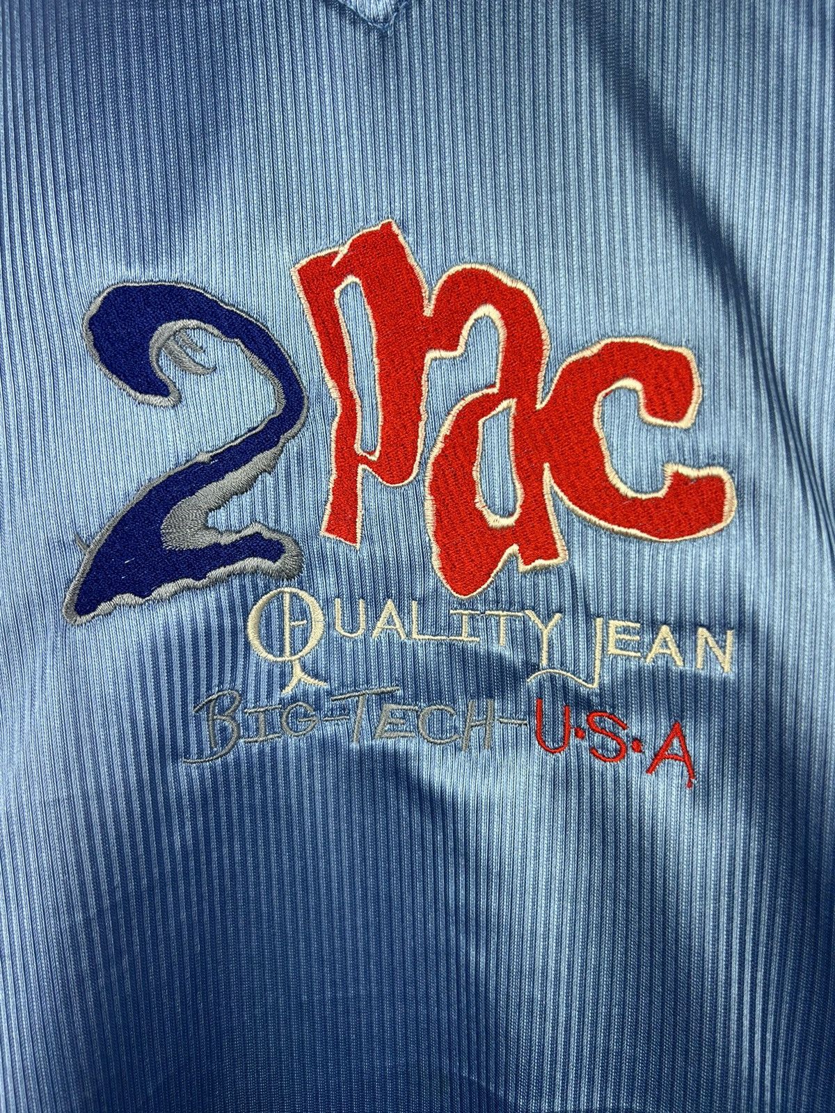 Band Tees 90s Vintage 2Pac Center Logo Embroidery Rap Hip Hop Jersey Size US L / EU 52-54 / 3 - 2 Thumbnail