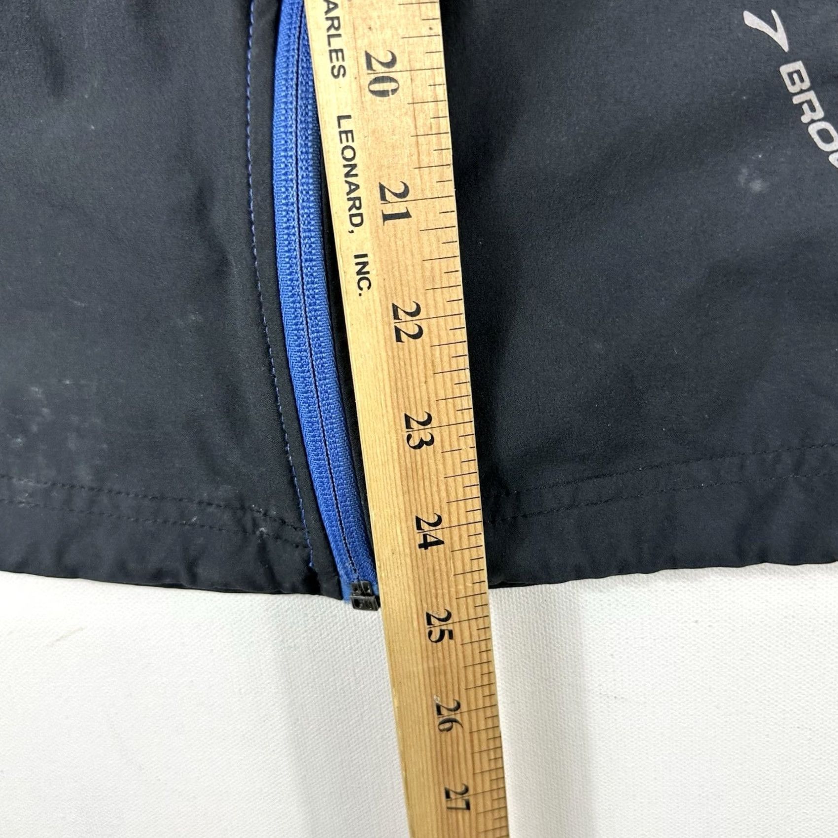 Brooks Brooks Jacket Women S Black Full Zip Lightweight Training Gym Work Out Running & Jogging Windbreaker Athletic Activewear Jersey? Size S / US 4 / IT 40 - 6 Thumbnail
