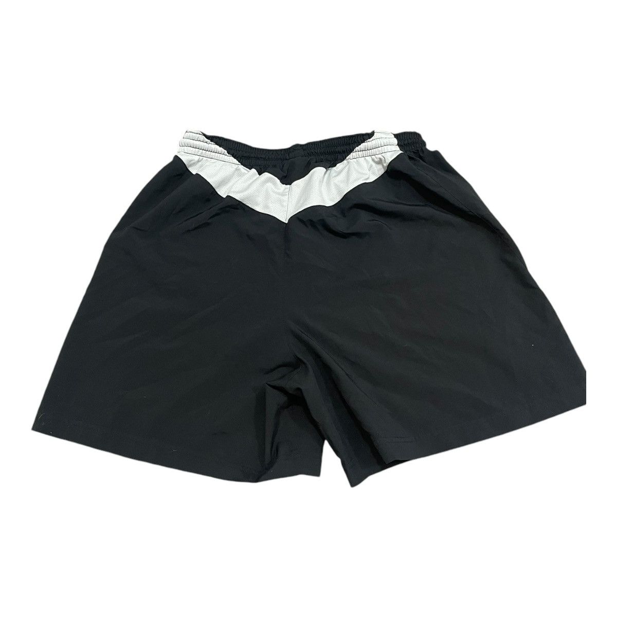 Nike × Vintage Vintage Nike Shorts Swoosh Size M Black Size US 32 / EU 48 - 2 Thumbnail