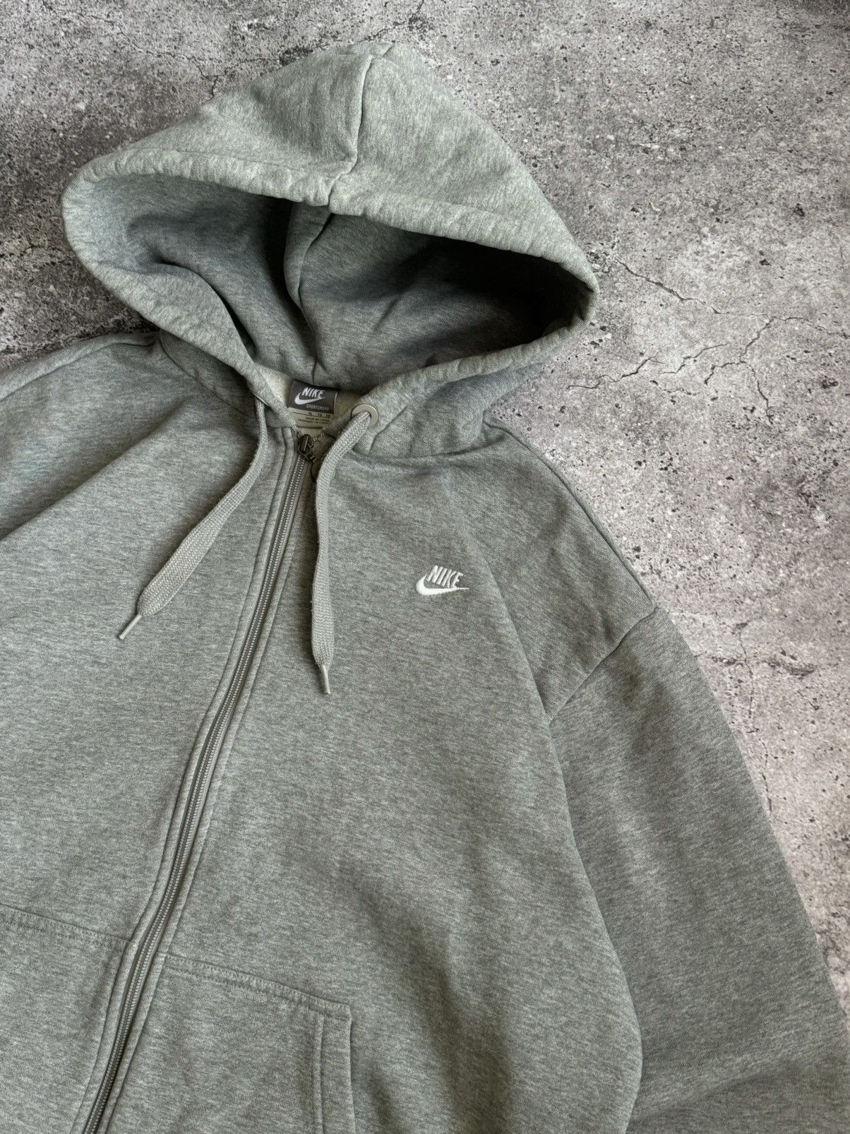 Nike × Vintage Vintage Nike Y2K grey zip oversized hoodie Size US XL / EU 56 / 4 - 6 Thumbnail
