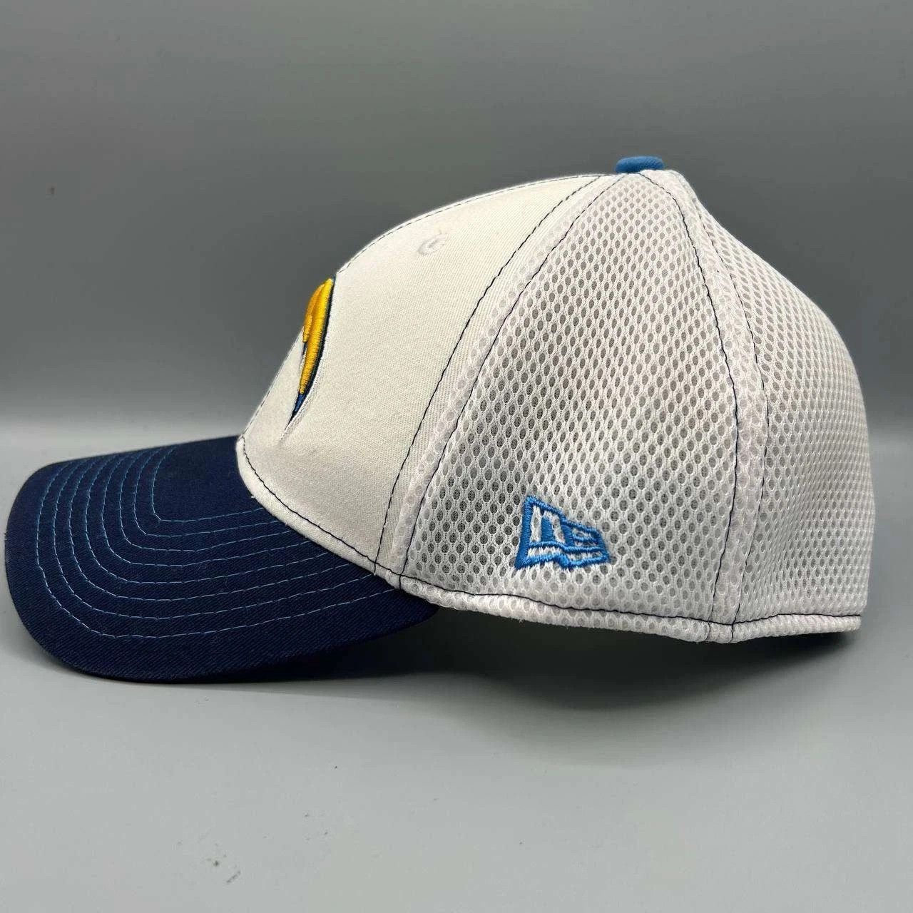 New Era Los Angeles LA Chargers Hat Men S-M NFL Stretch Fitted Cap Size ONE SIZE - 3 Thumbnail