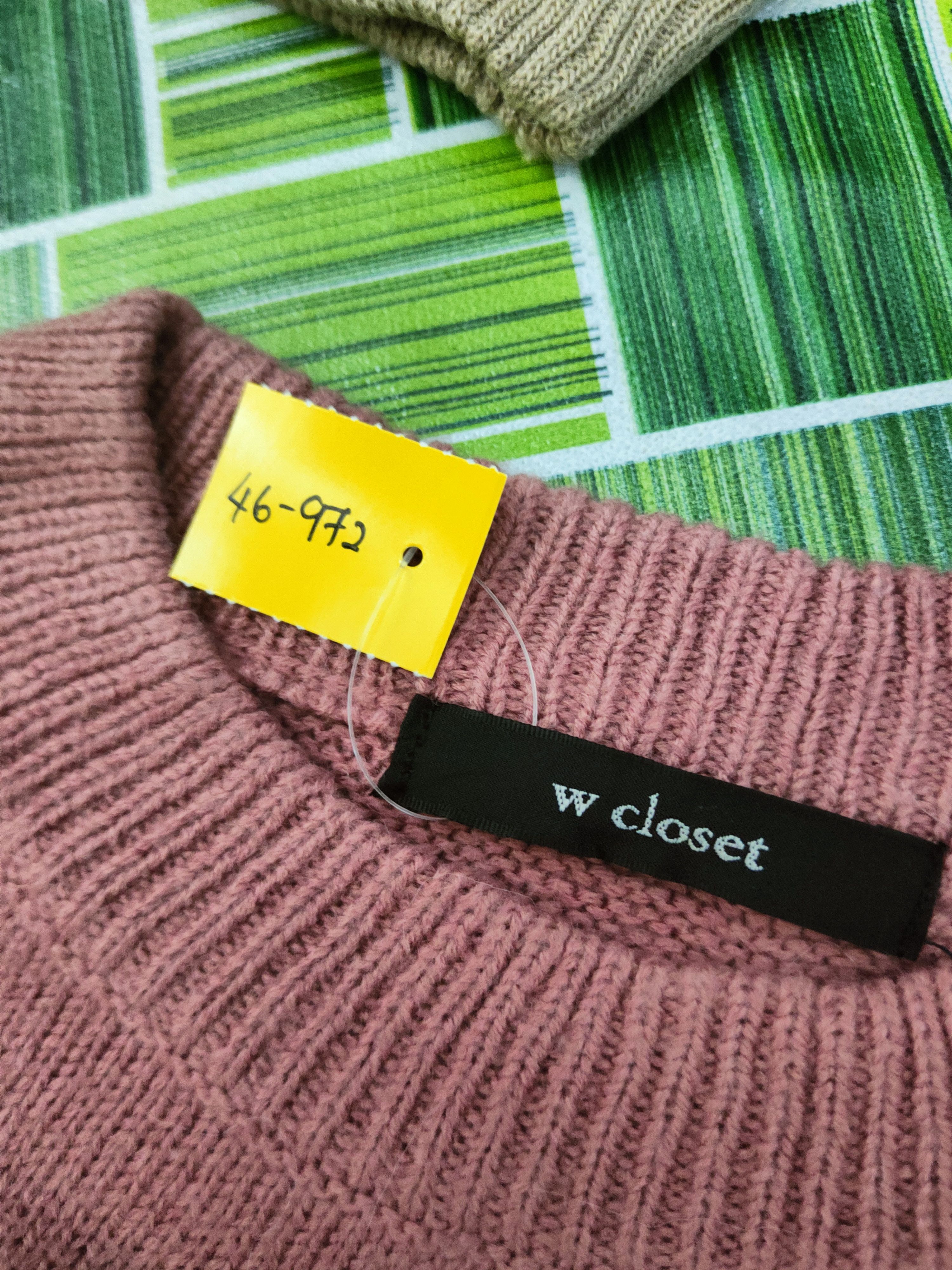 Japanese Brand DL W closet Pink Knitwear Crop Tops #46-972 Size L / US 10 / IT 46 - 11 Thumbnail