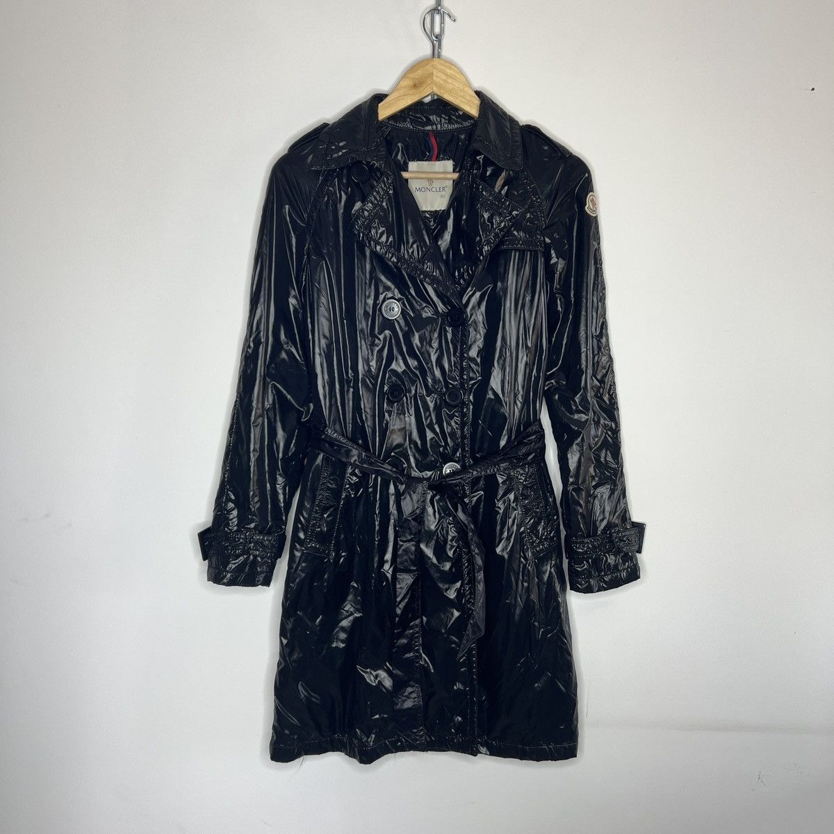 Moncler Moncler Black Shiny Coat Badge Patch Logo Avant Garde Jacket Size S / US 4 / IT 40 - 1 Thumbnail