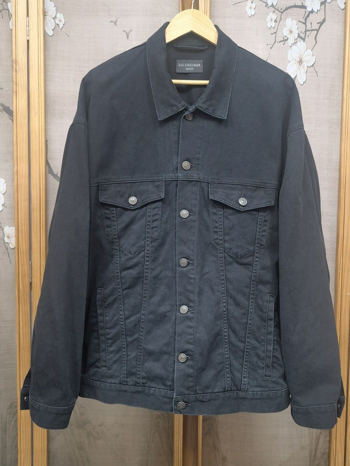 Balenciaga Balenciaga Logo Back Denim Jacket Size S Size US S / EU 44-46 / 1 - 1 Thumbnail