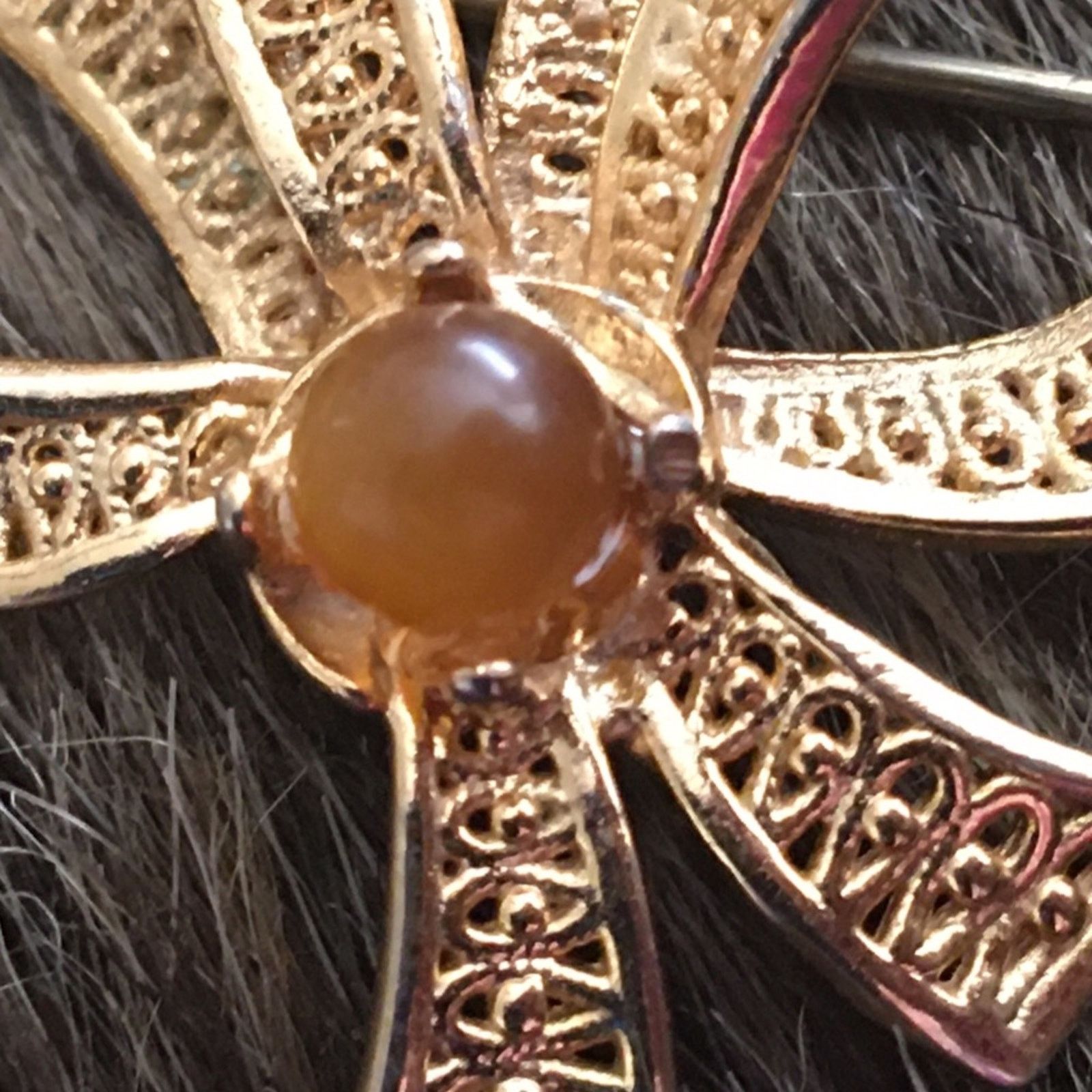 Vintage Vintage 70s gold tone bow brown agate brooch pin Size ONE SIZE - 3 Thumbnail