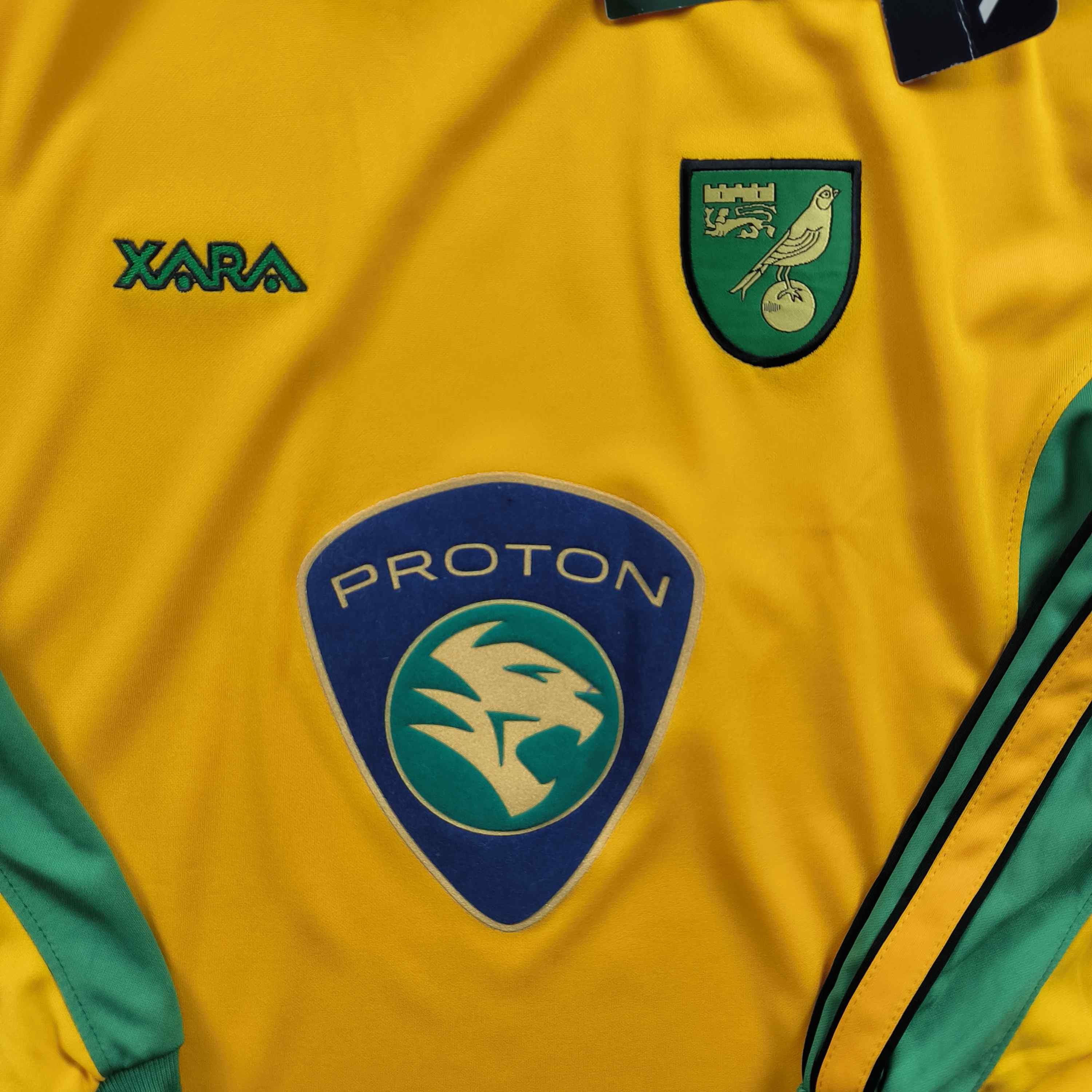 Other NEW Norwich City 2003-05 Xara home LS football jersey size S Size US S / EU 44-46 / 1 - 3 Thumbnail