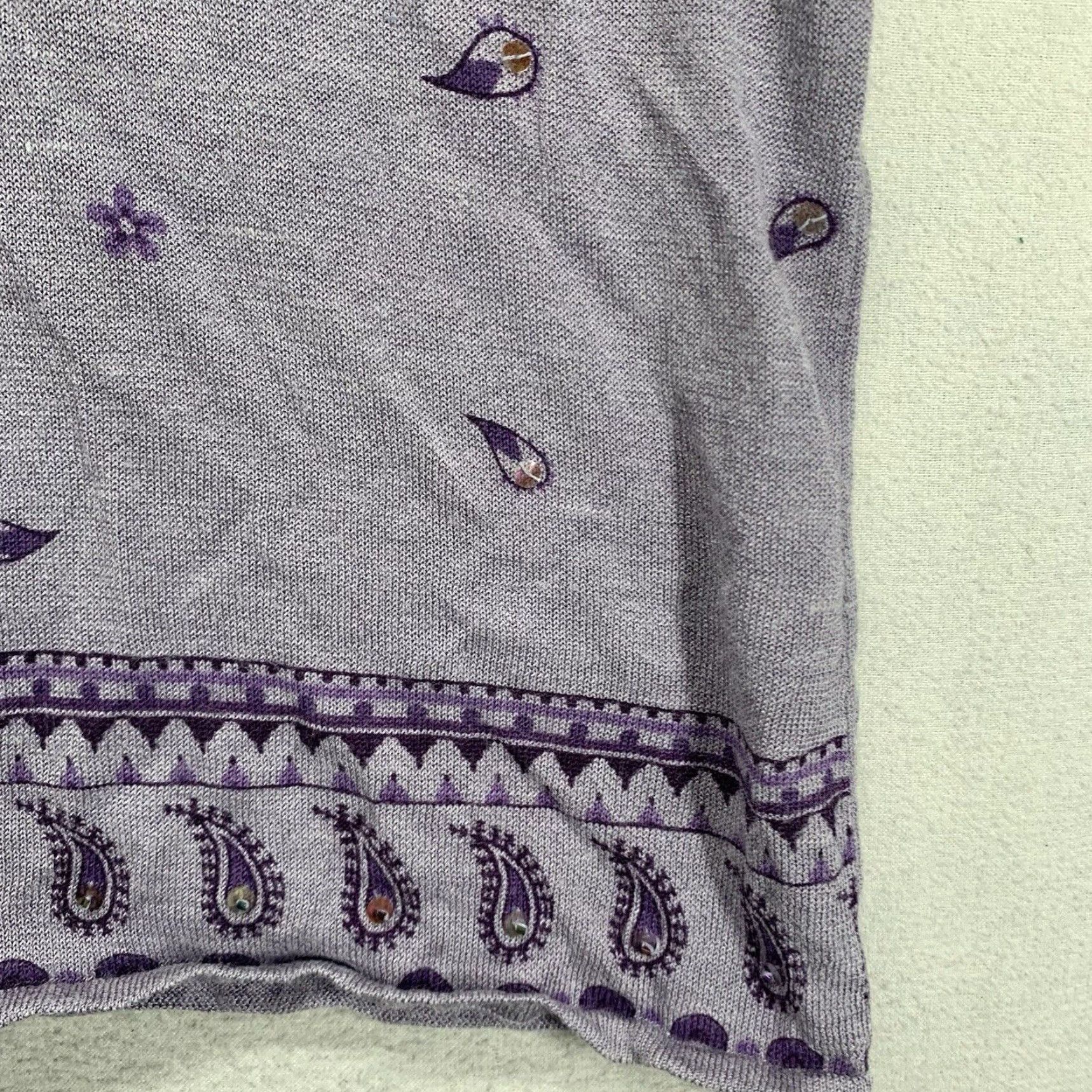 Vintage VINTAGE Maggie McNaughton Women's Blouse 1X Knit Short Sleeve Purple Paisley Embellished Bohemian Art Casual Size XL / US 12-14 / IT 48-50 - 5 Thumbnail