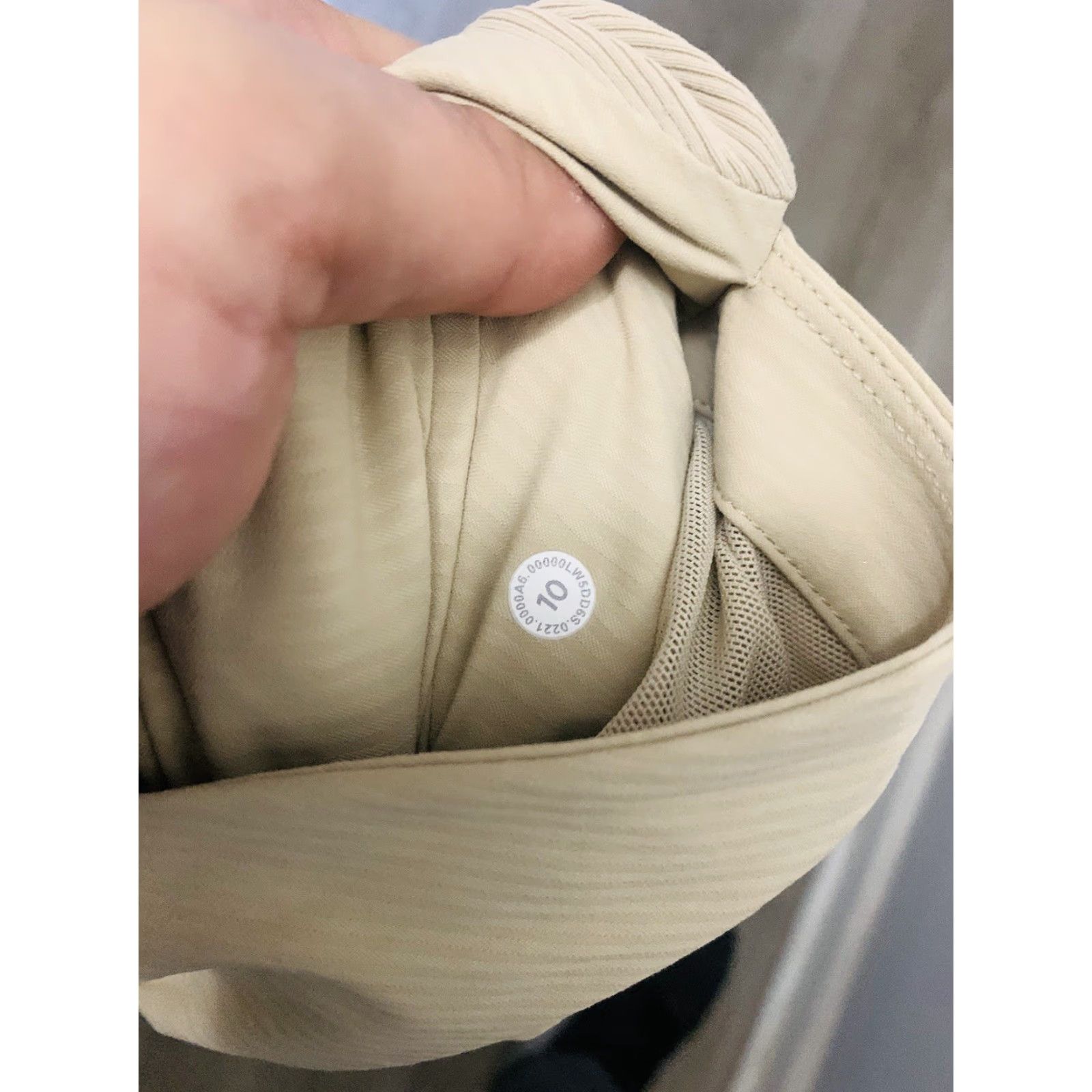 Lululemon Lululemon Women's Beyond the Studio Lined Jogger Beige 10 Pants Activewear Womens Regular Jogger Trench Beige LW5DD6S Size 32" / US 10 / IT 46 - 3 Thumbnail