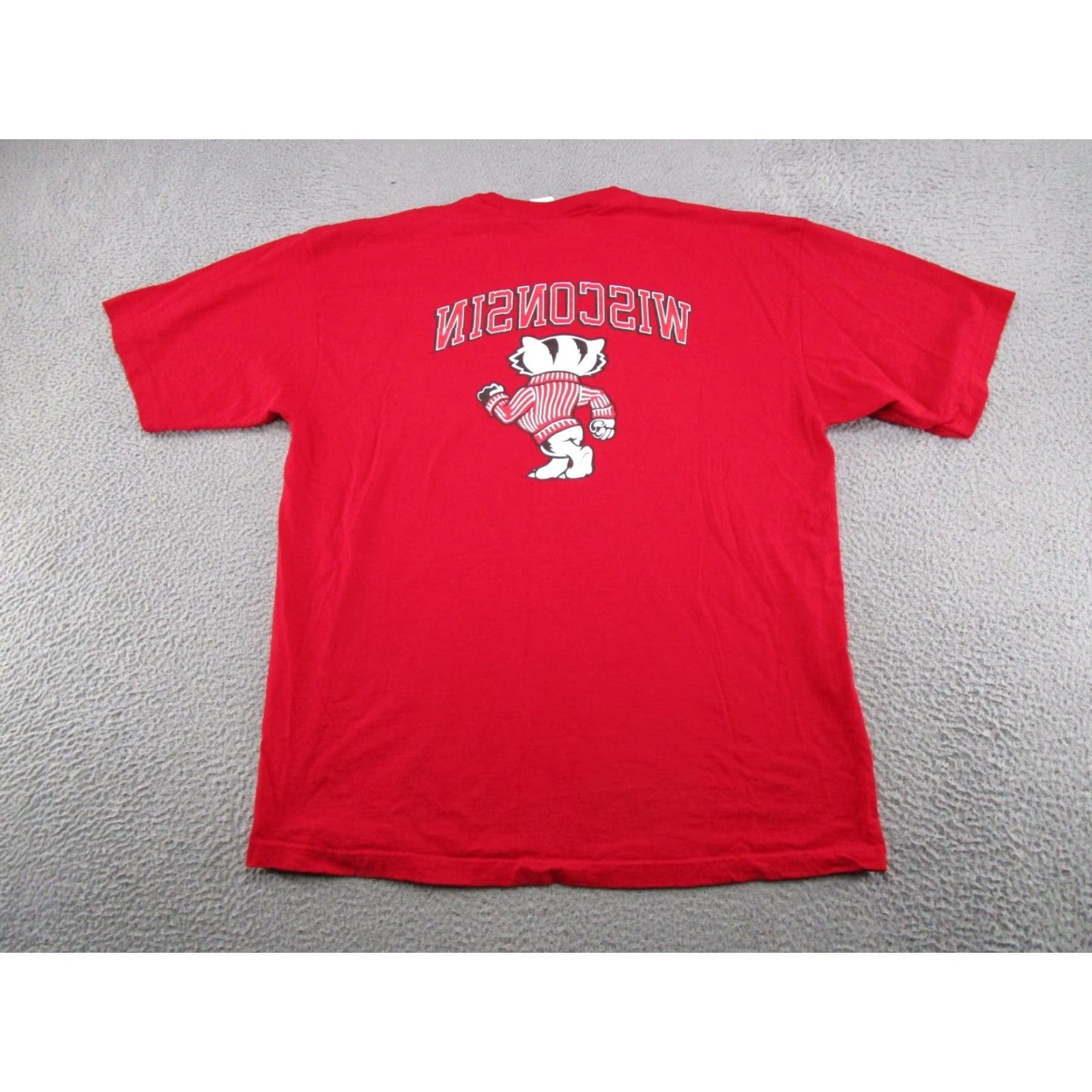 Jansport VINTAGE Wisconsin Badgers Double Sided Spell Out Graphic T-Shirt Mens 2XL Red Cotton Crew Neck Short Sleeve JanSport Size US XXL / EU 58 / 5 - 2 Thumbnail