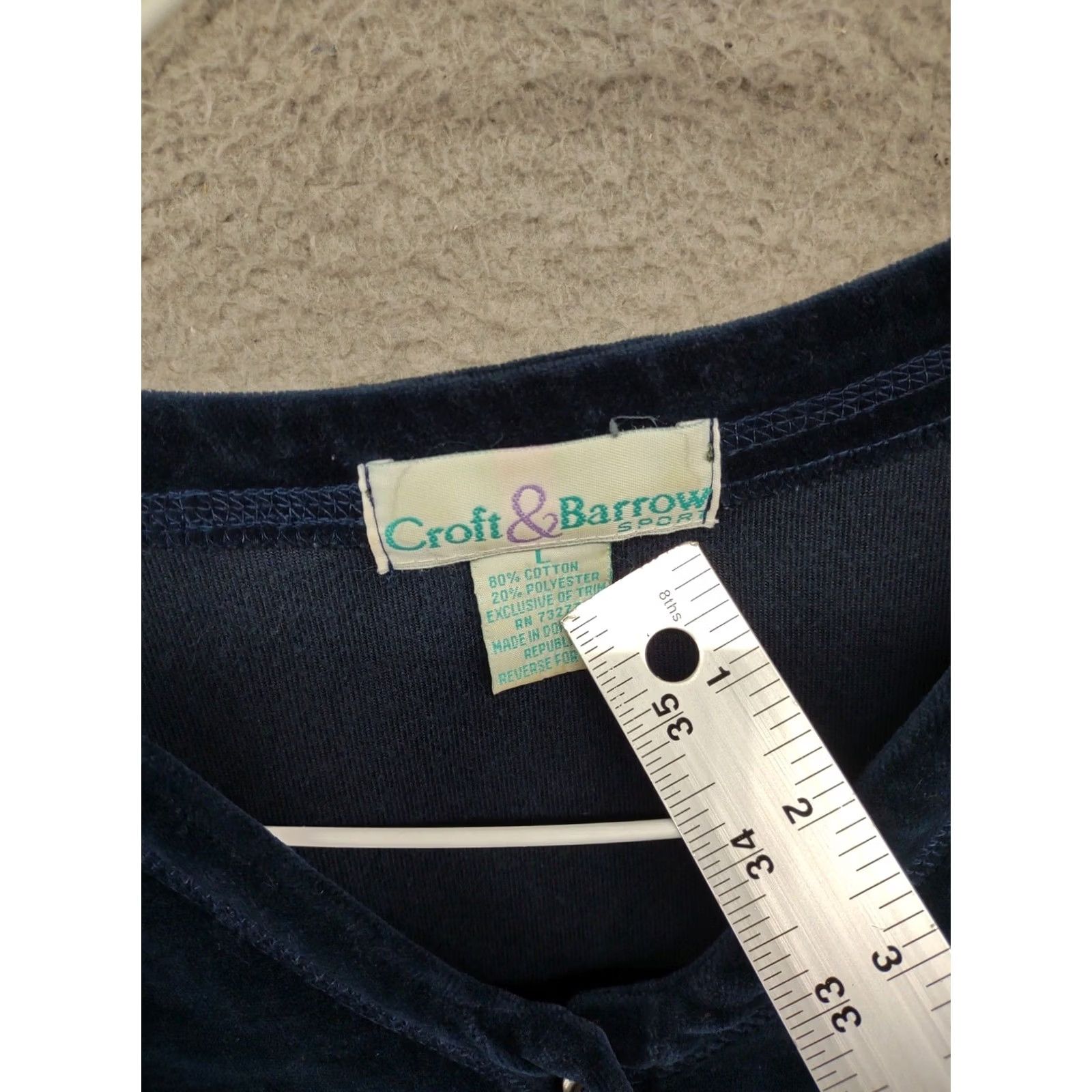 Croft & Barrow Croft & Barrow Women's Blue Velvet Velour Long Sleeve 1/4 Button Sweater Size L Size L / US 10 / IT 46 - 2 Thumbnail