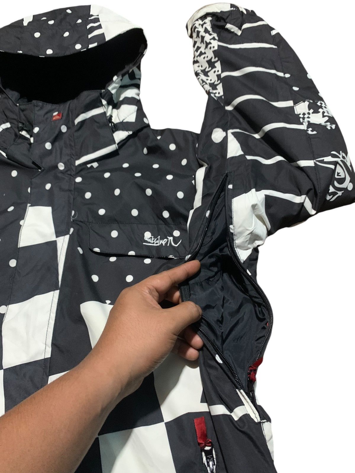 Quicksilver × Quiksilver Quicksilver multiple pattern snow jacket gorpcore style Size US L / EU 52-54 / 3 - 6 Thumbnail