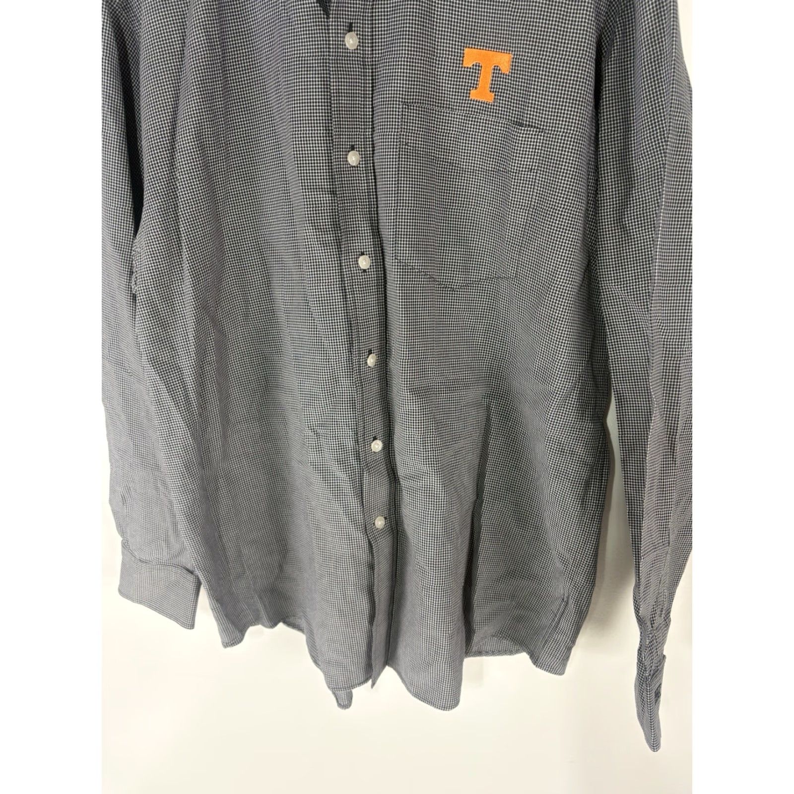 Cutter & Buck Cutter & Buck Button Up Shirt Men’s L Black/White Check-ered 100% Cotton Embroidered T On Left Chest Pockets Size US L / EU 52-54 / 3 - 3 Thumbnail