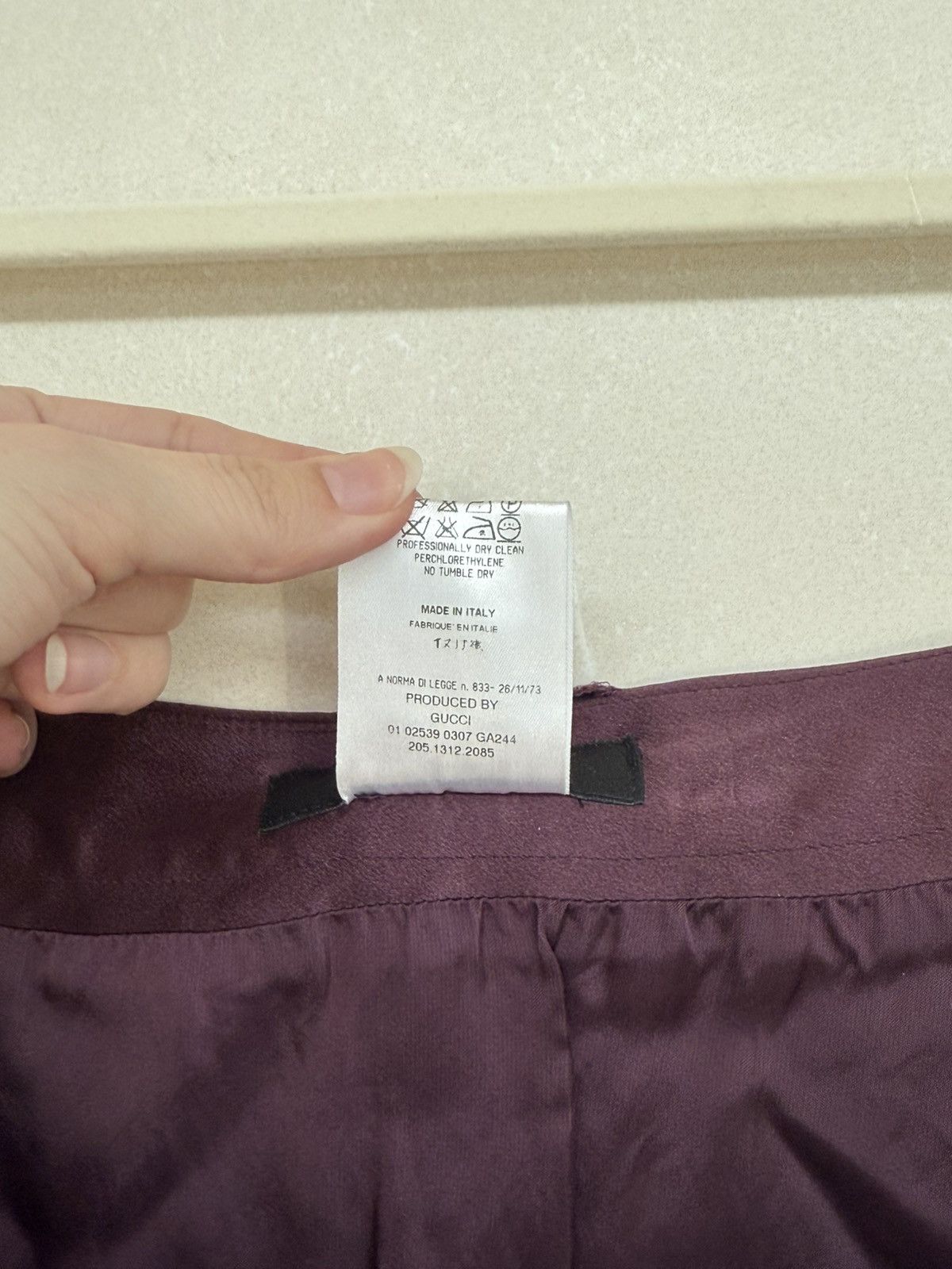 Gucci Vintage Gucci Tom Ford Eggplant Purple Skirt Size 26" / US 2 / IT 38 - 7 Thumbnail