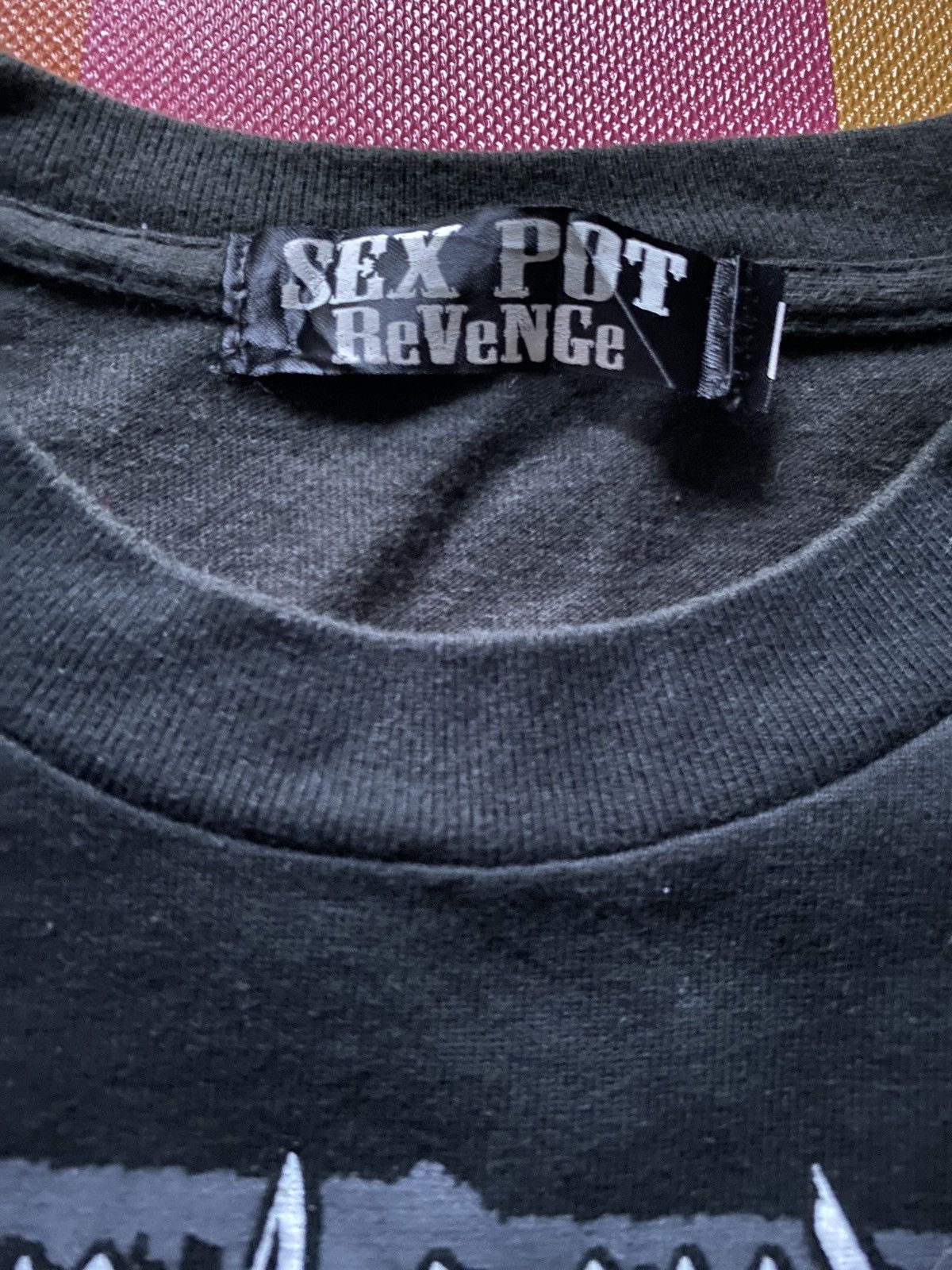 5351 POUR LES HOMMES Vintage Sex pot revenge gothic punks tee Size US M / EU 48-50 / 2 - 7 Thumbnail