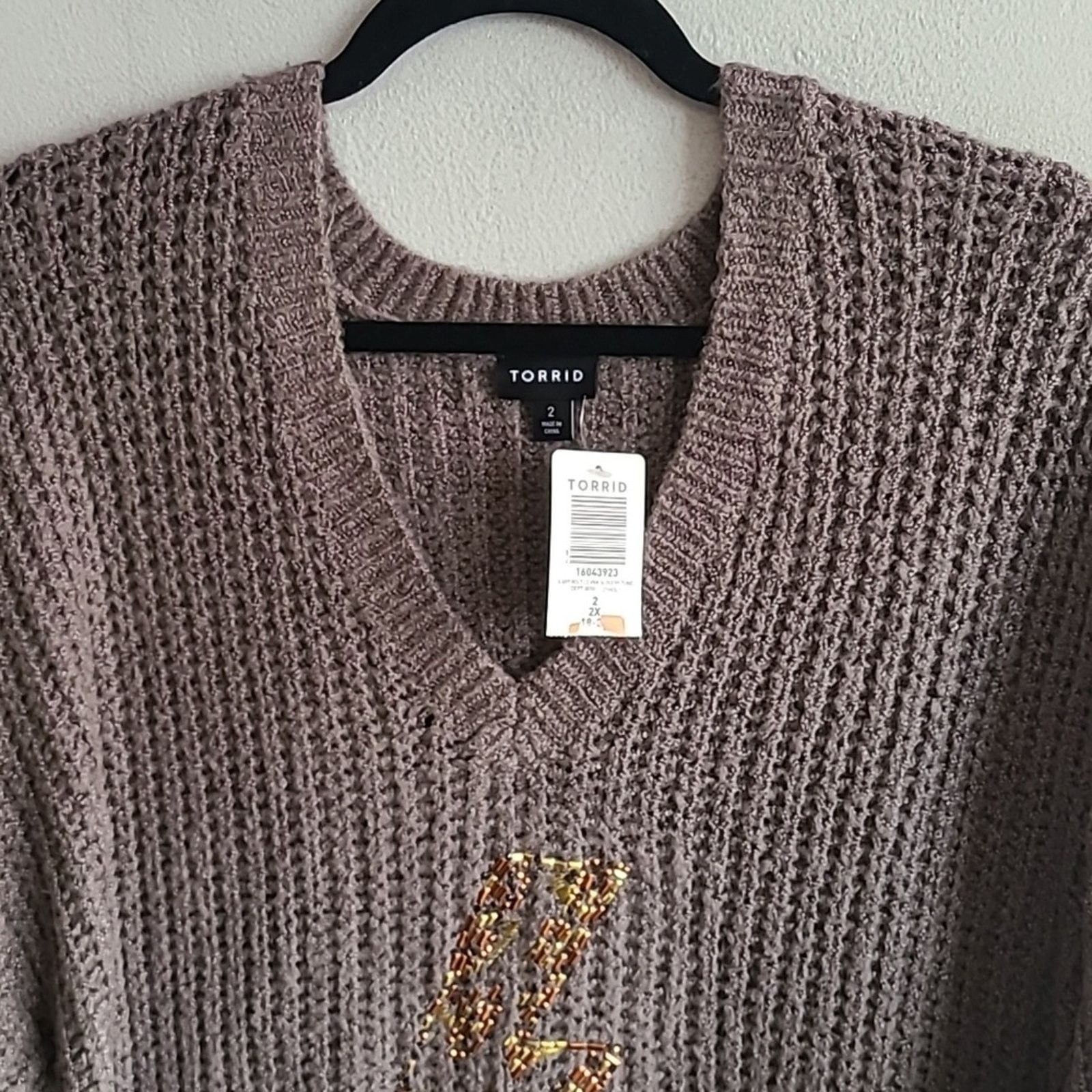 Other NEW women's 2X long tunic Torrid gray sweater lightning bolt Size XXL / US 16-18 / IT 52-54 - 2 Thumbnail