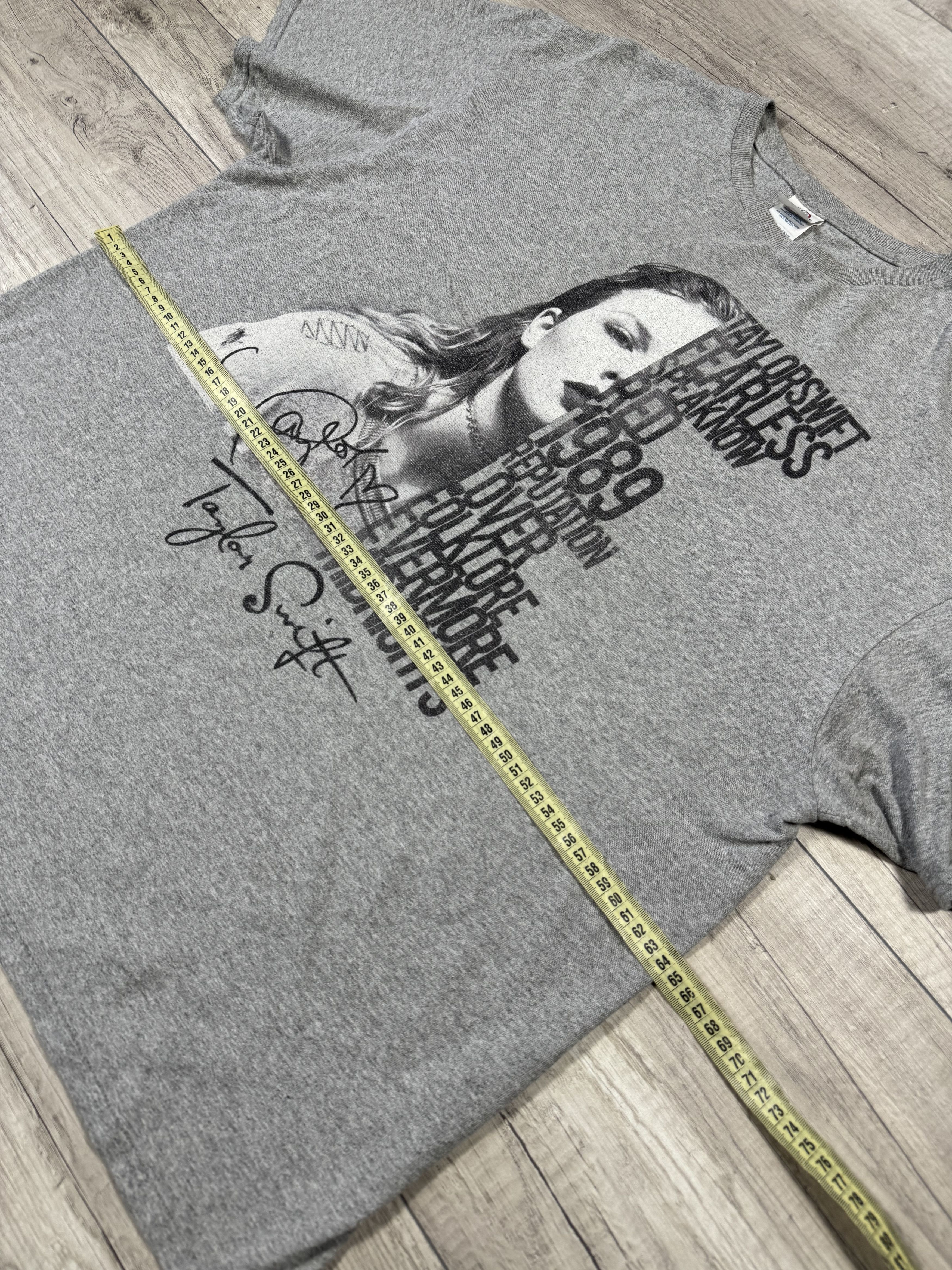 Band Tees Taylor Swift t-shirt REP reputation world euro tour Size US XXL / EU 58 / 5 - 6 Thumbnail