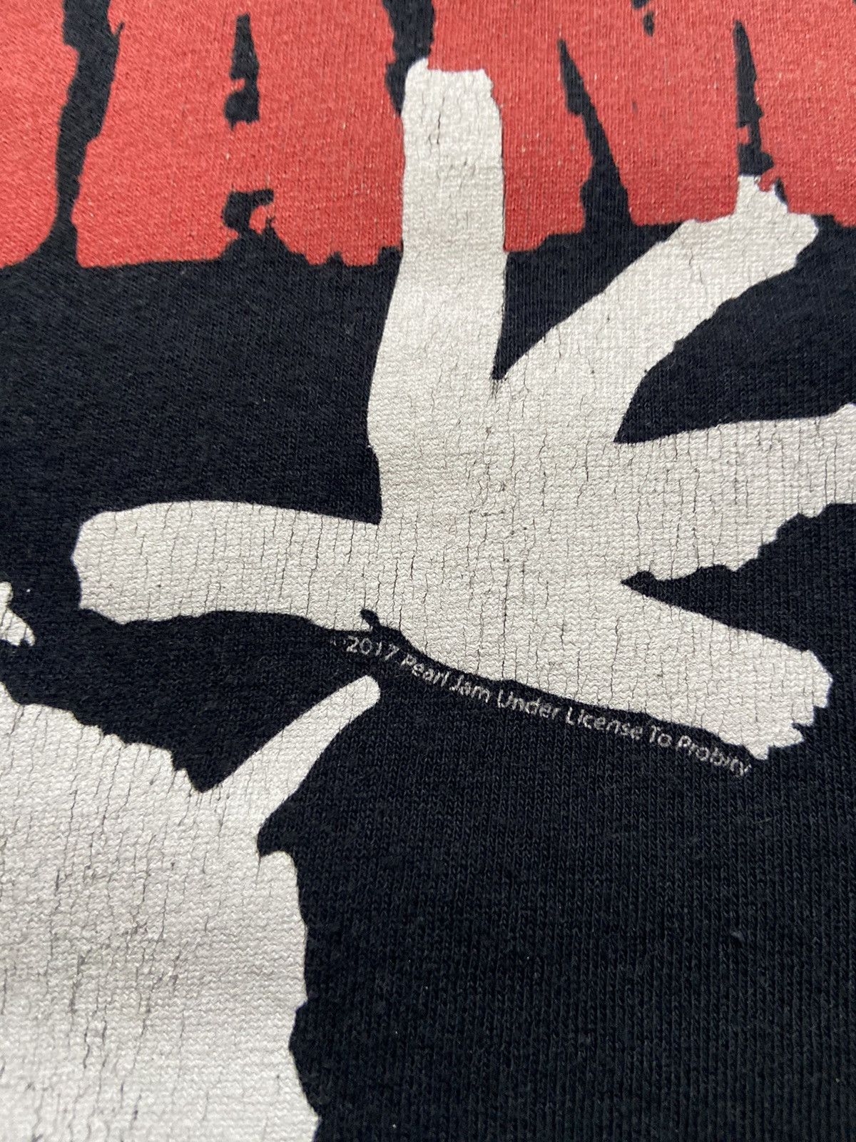 Band Tees Vintage Pearl Jam Alive Tee (Red Hot Chili Peppers) Size US L / EU 52-54 / 3 - 4 Thumbnail