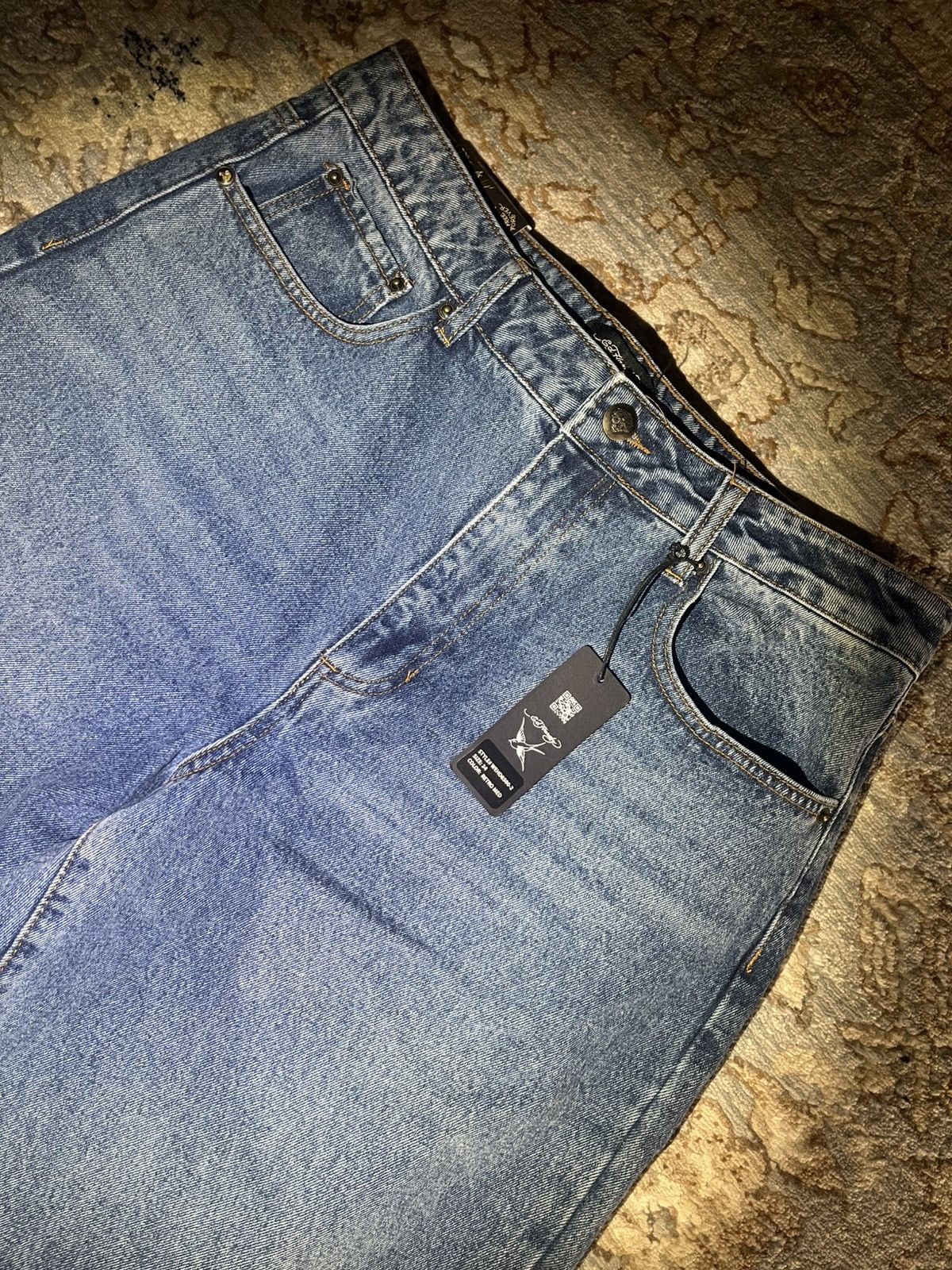 Ed Hardy ED HARDY BAGGY GRAPHIC BUCKLE BACK JEANS 34x32 NWT Size US 34 / EU 50 - 4 Thumbnail