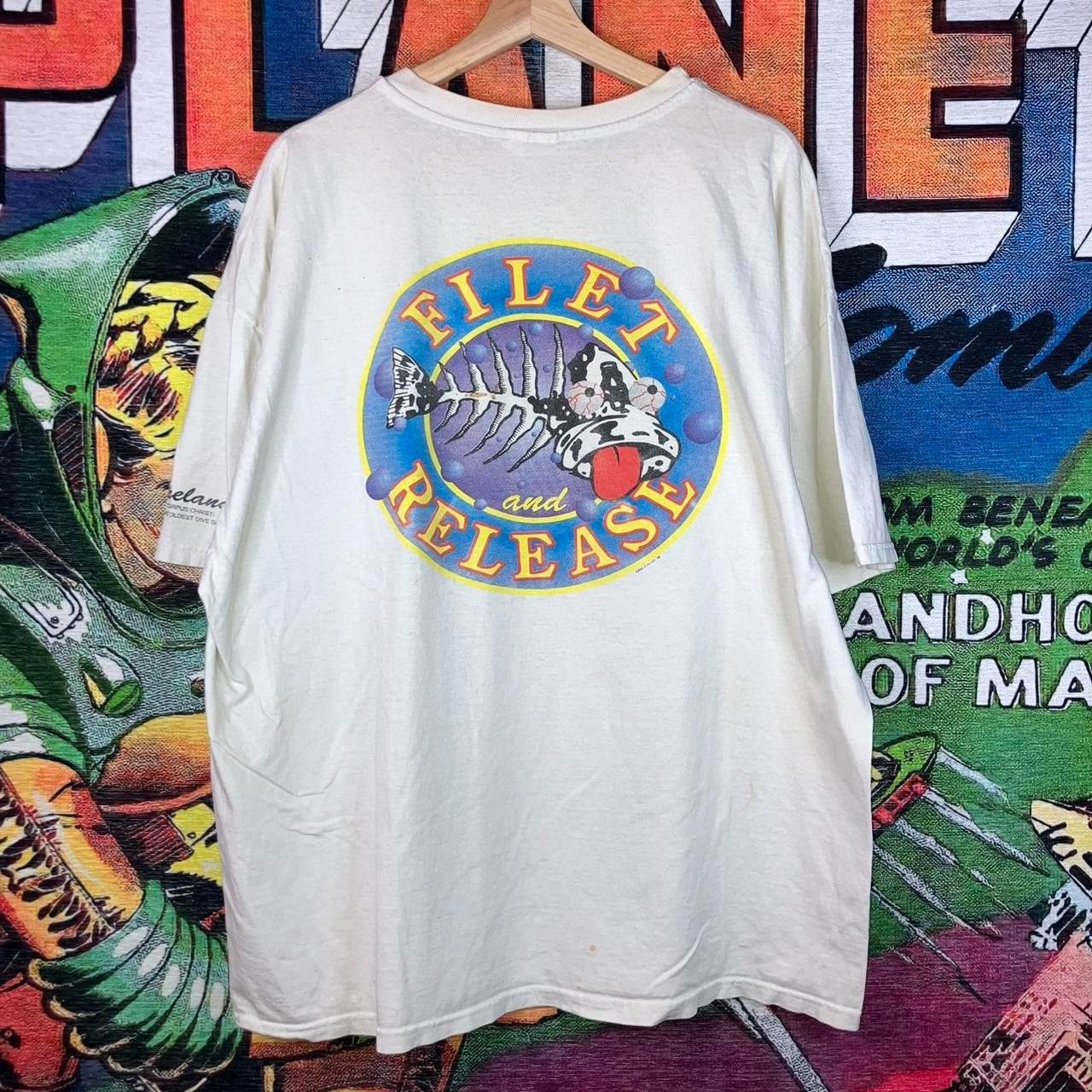 Vintage Vintage 90s 1996 Big Fish Diving Club Tee Size 2XL Size US XL / EU 56 / 4 - 1 Thumbnail