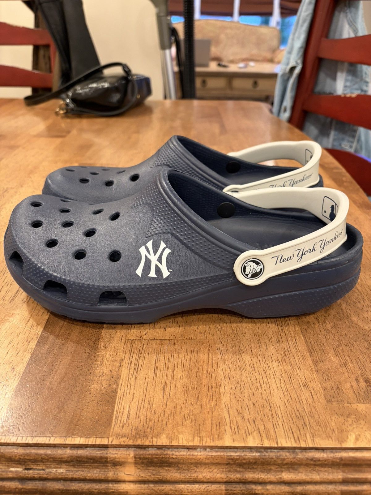 Crocs 2009 New York Yankees Inaugural Season Crocs Size US 10.5 / EU 43-44 - 3 Thumbnail