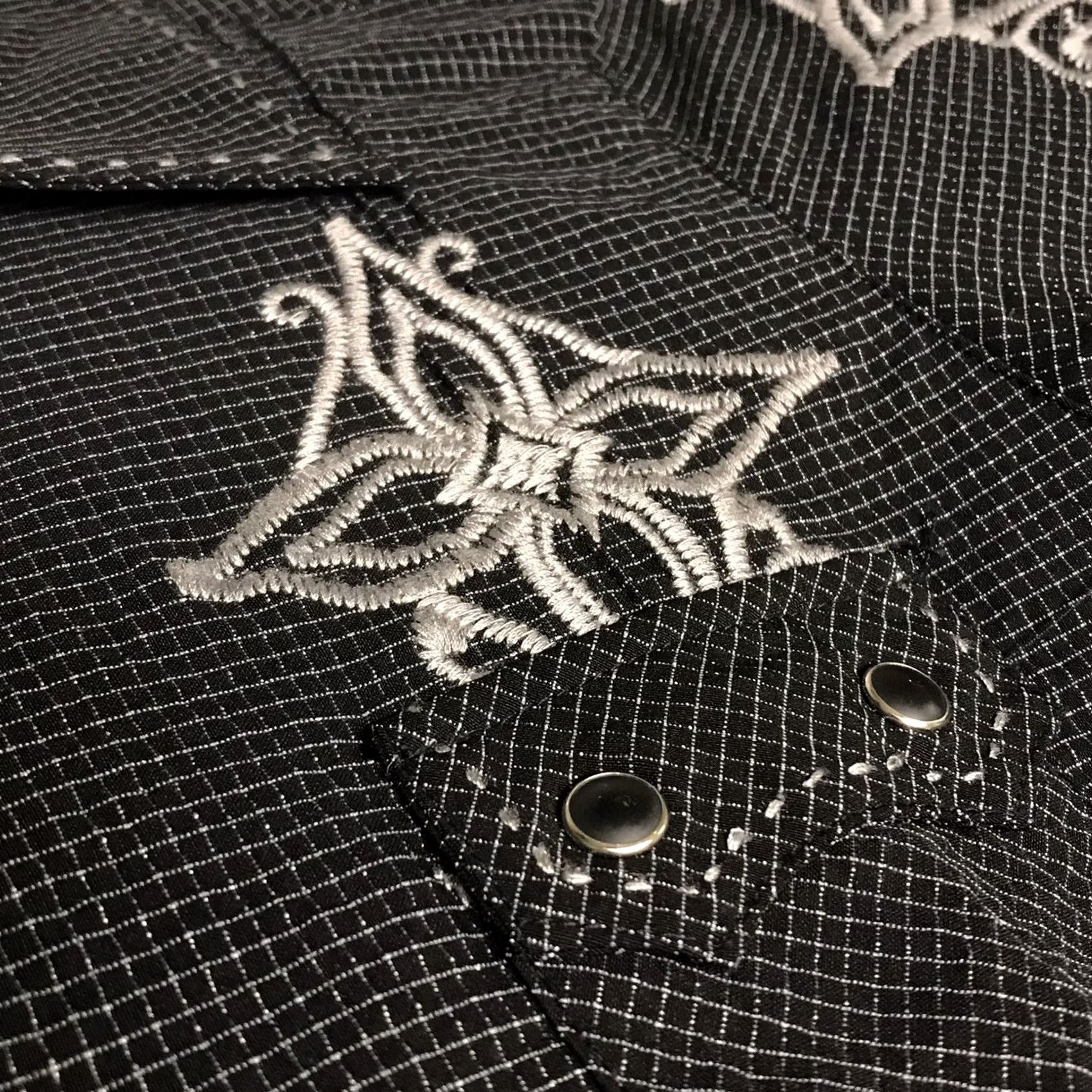Vintage VINTAGE Adiktd Women Black Grid Check Western Embroidered Button-Up Long Sleeve Shirt S Size S / US 4 / IT 40 - 4 Thumbnail