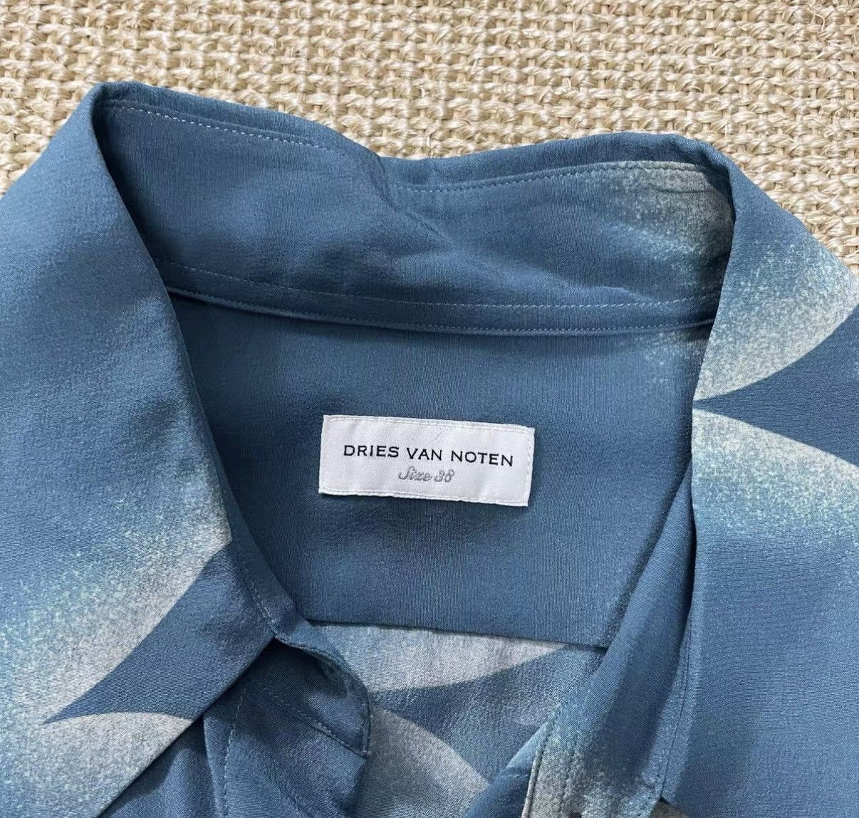 Dries Van Noten Dries Van Noten Silk Lip Print Short Sleeve Shirt J29 Size US S / EU 44-46 / 1 - 4 Thumbnail