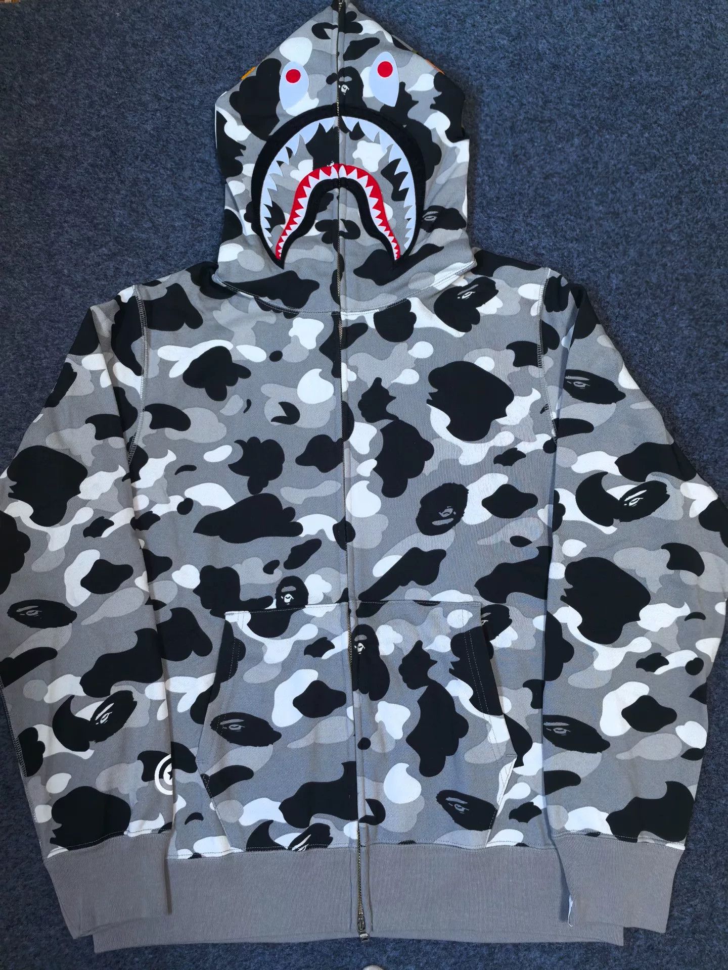 Bape Bape Nf Multi Shark Sweatshirt Size US XL / EU 56 / 4 - 1 Thumbnail