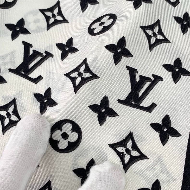 Louis Vuitton Louis Vuitton 23 long-sleeved shirts with white logo, pres Size XS / US 0-2 / IT 36-38 - 9 Thumbnail