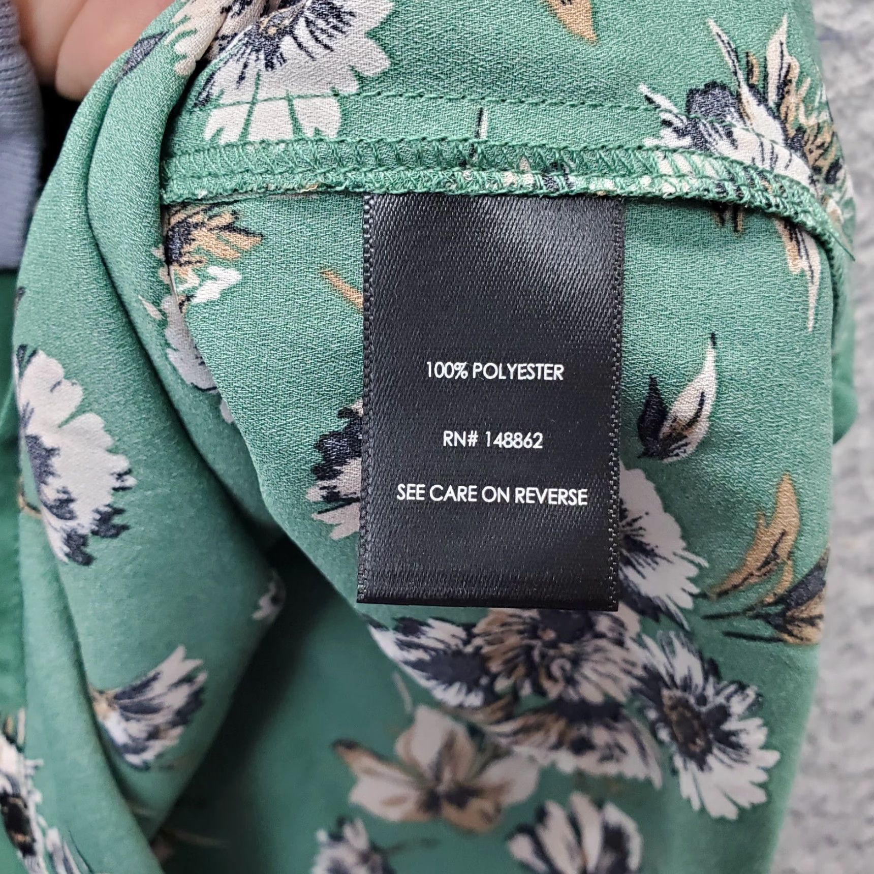 Torrid Torrid Shirt Women's 3 Multi Floral Loose Fit Long Sleeve Button Down Collared Adult 24 Multicolor Floral Shirt Womens Mens Girls Size 4XL / US 24-26 - 6 Thumbnail