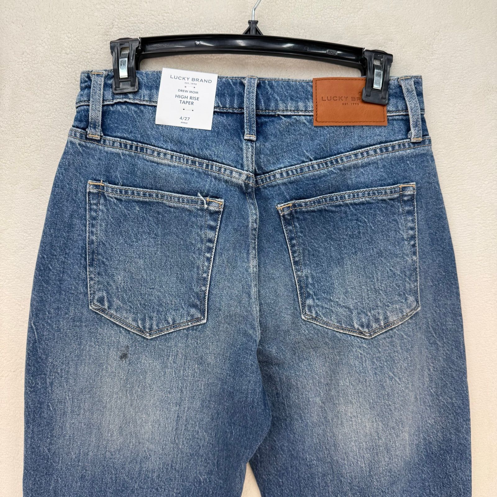 Lucky Brand LUCKY BRAND WOMEN'S 4/27A(ANKLE) HIGH RISE TAPER DREW MOM Size 27" / US 4 / IT 40 - 6 Thumbnail